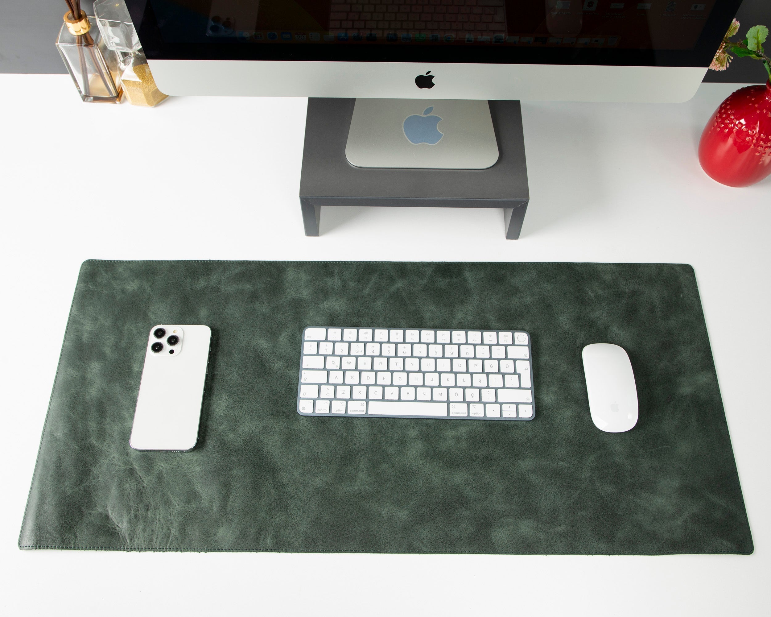 Still & Silent – Pickle Gerçek Deri Desk Mat Macbook Altlığı - 0