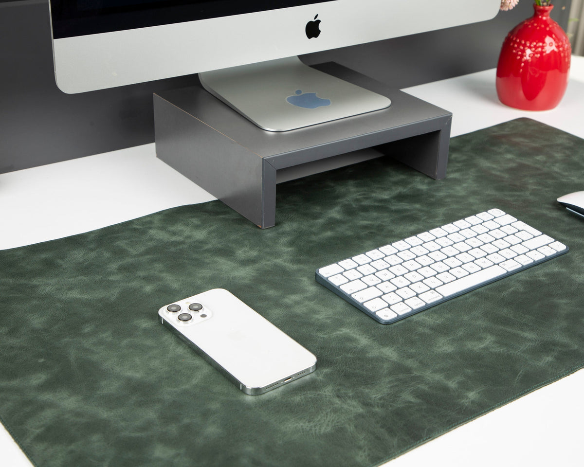 Still & Silent – Pickle Gerçek Deri Desk Mat Macbook Altlığı - 4