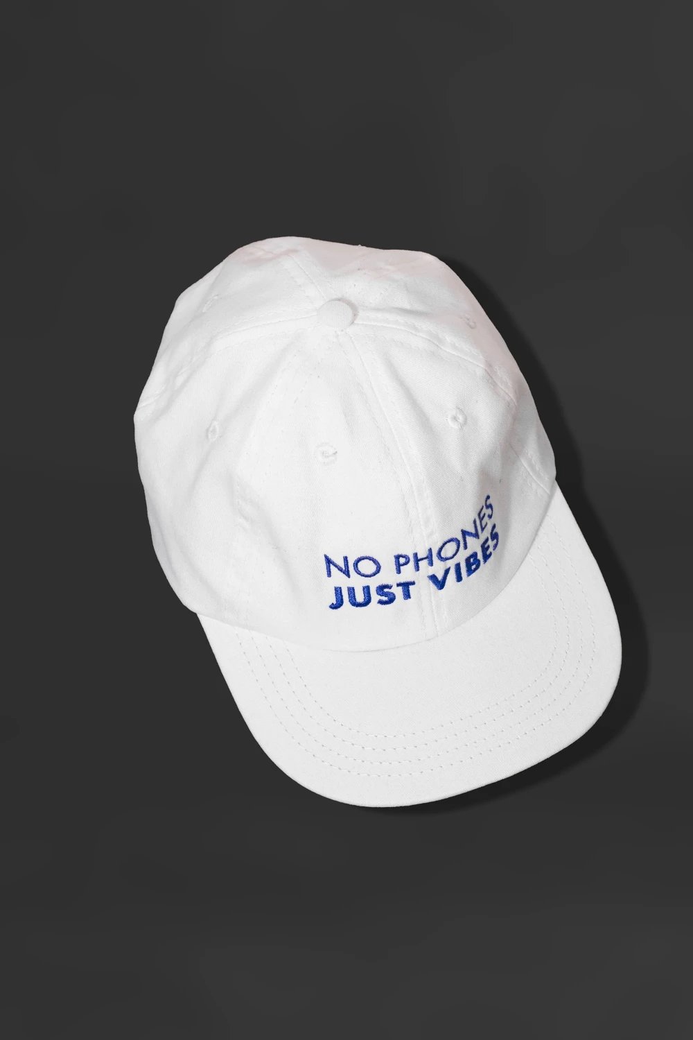 Assemblage Studios-No Phones Just Vibes Cap-Şapka-1-milagron.live