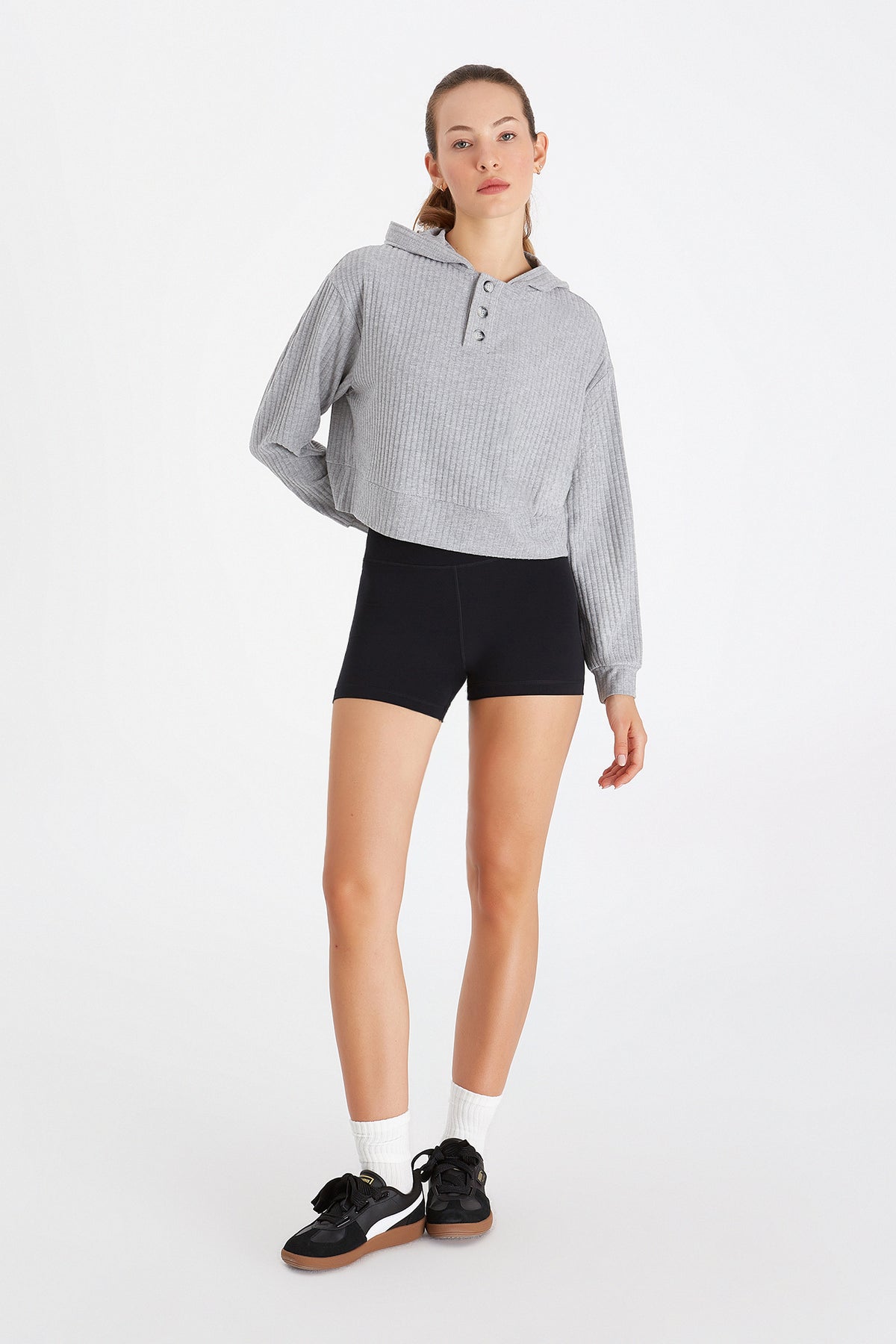 Boboist-Boboist Doris Sweatshirt Doris Düğme Detaylı Sweatshirt-Sweatshirt-1-milagron.live
