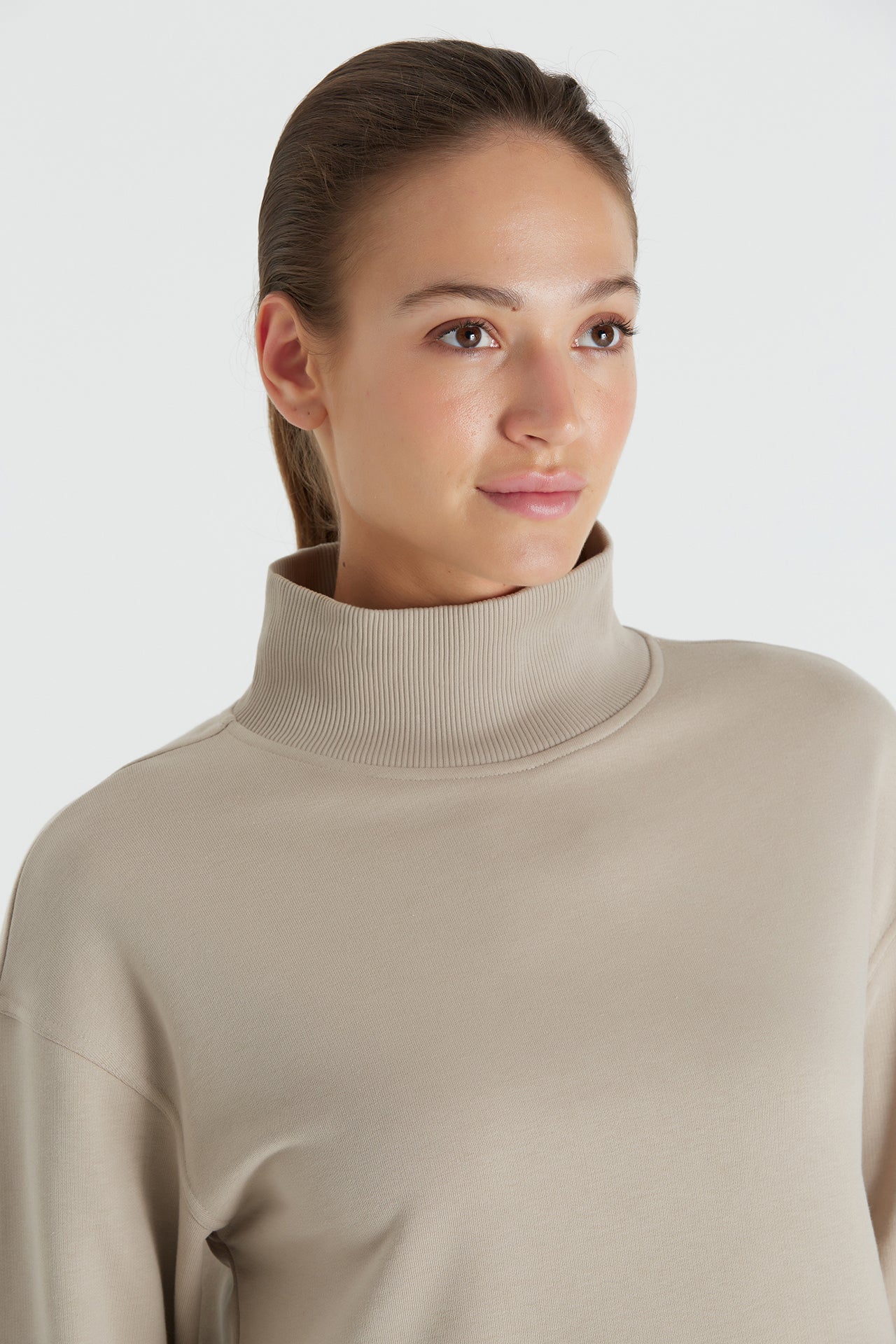 Boboist-Boboist Lori Sweatshirt Lori Dik Yaka Kısa Sweatshirt-Sweatshirt-3-milagron.live