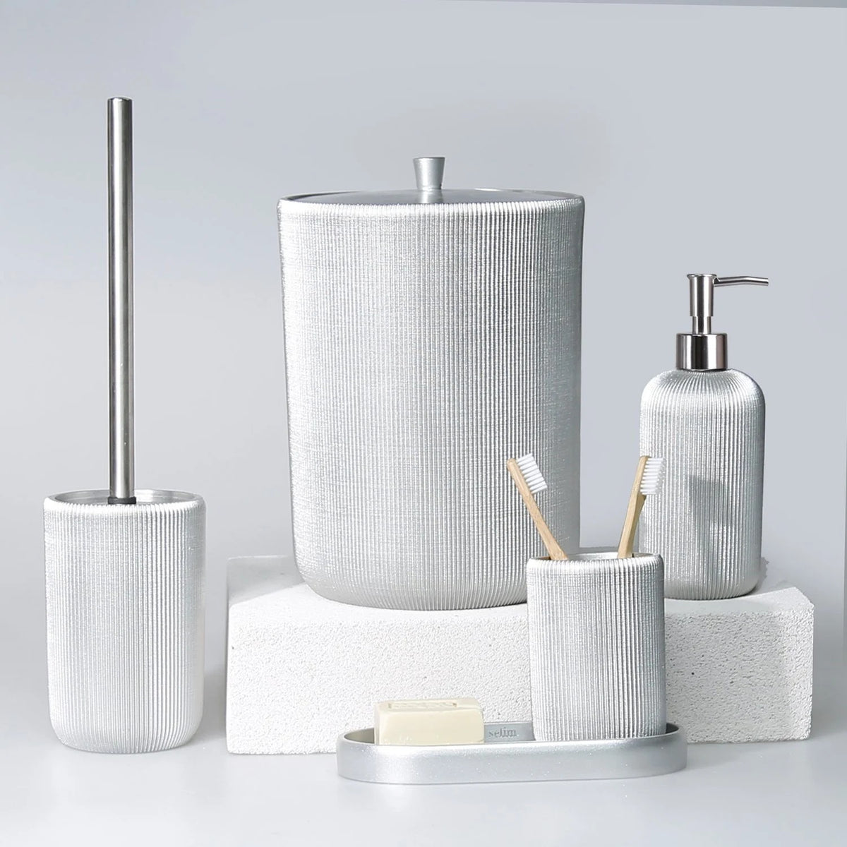 By Selim Lydia Gümüş 5 Parça Polyester Banyo Seti