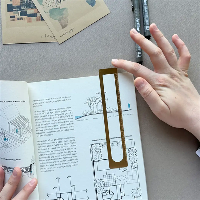 Euk Design Pirinç Kitap Ayracı Cetvel