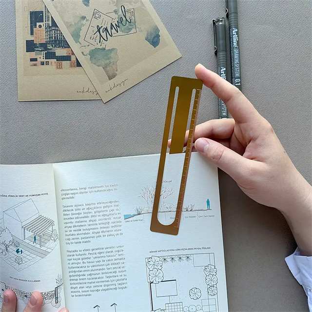Euk Design Pirinç Kitap Ayracı Cetvel