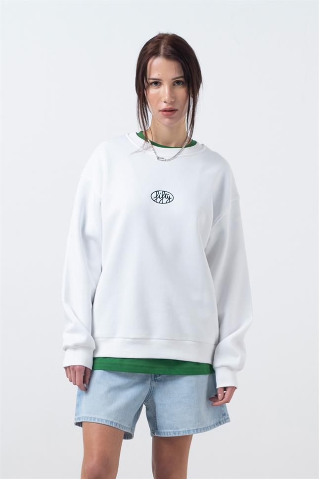 Kadın Beyaz Oversize Sırt Baskılı Sweatshirt