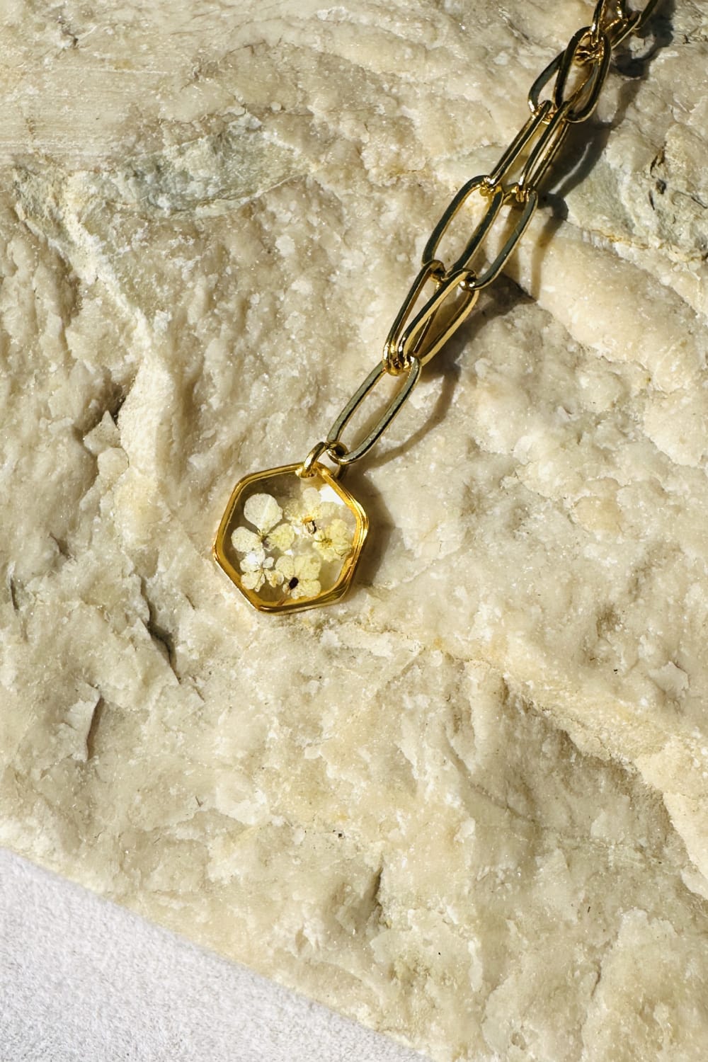 Fiorel Design-Golden Garden Lil Hexagon - White-Kolye-3-milagron.live