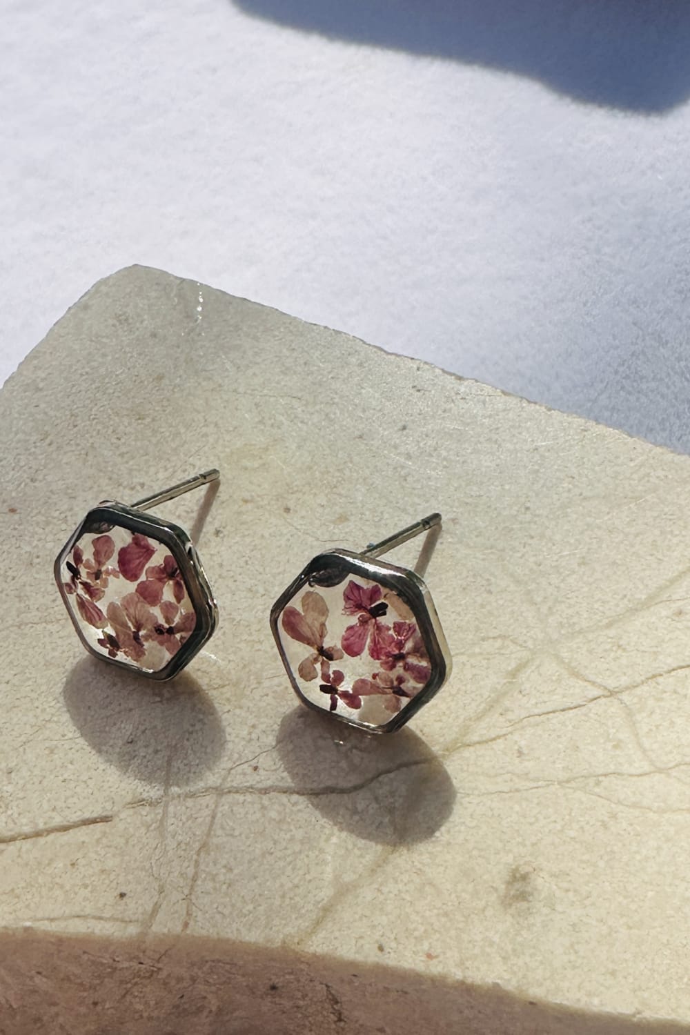 Fiorel Design-Teeny Weeny Hexagon Rhodium - Purple-Küpe-3-milagron.live