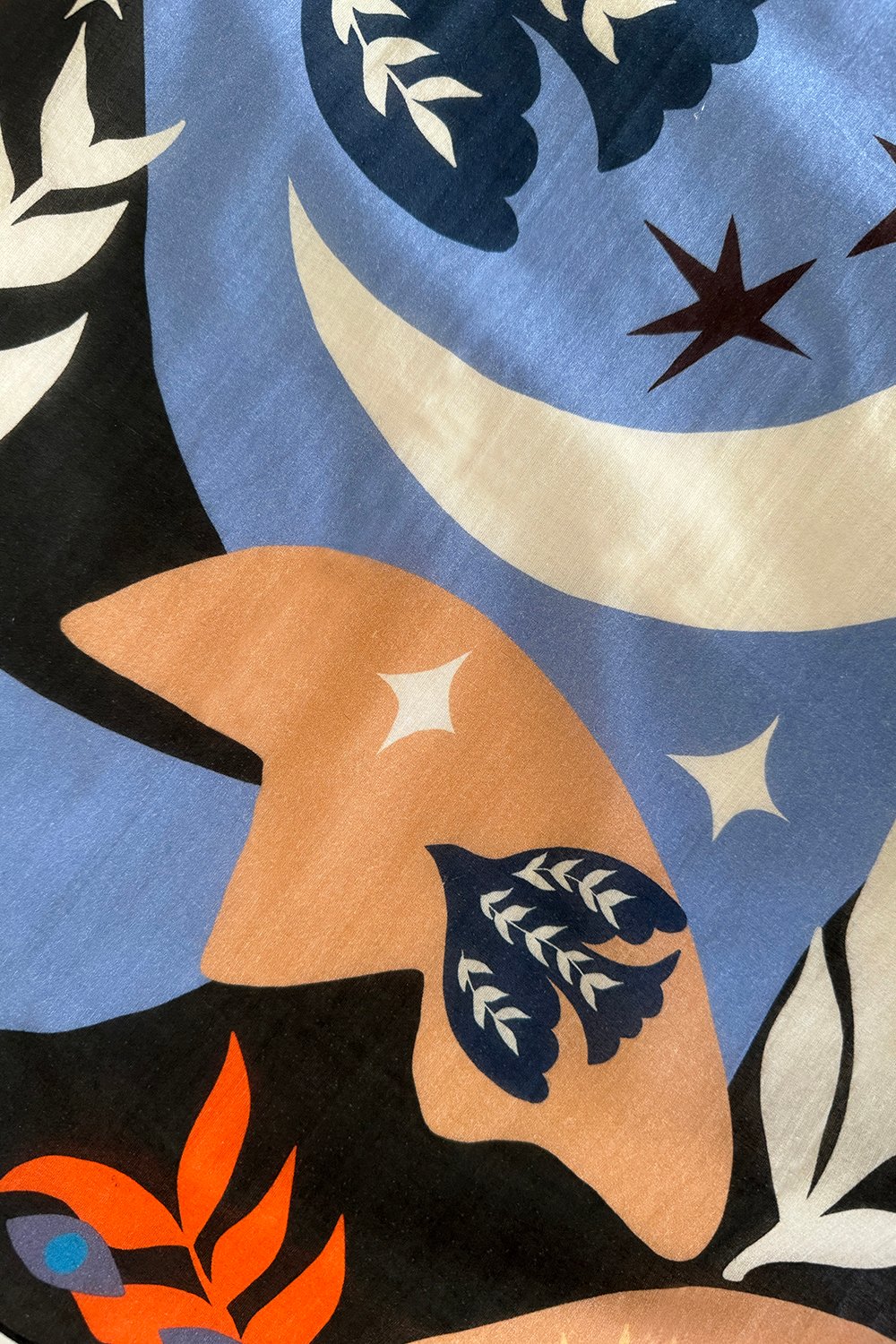 Folie Living-In The Eye Of The Moon Bandana-Şal & Fular-5-milagron.live