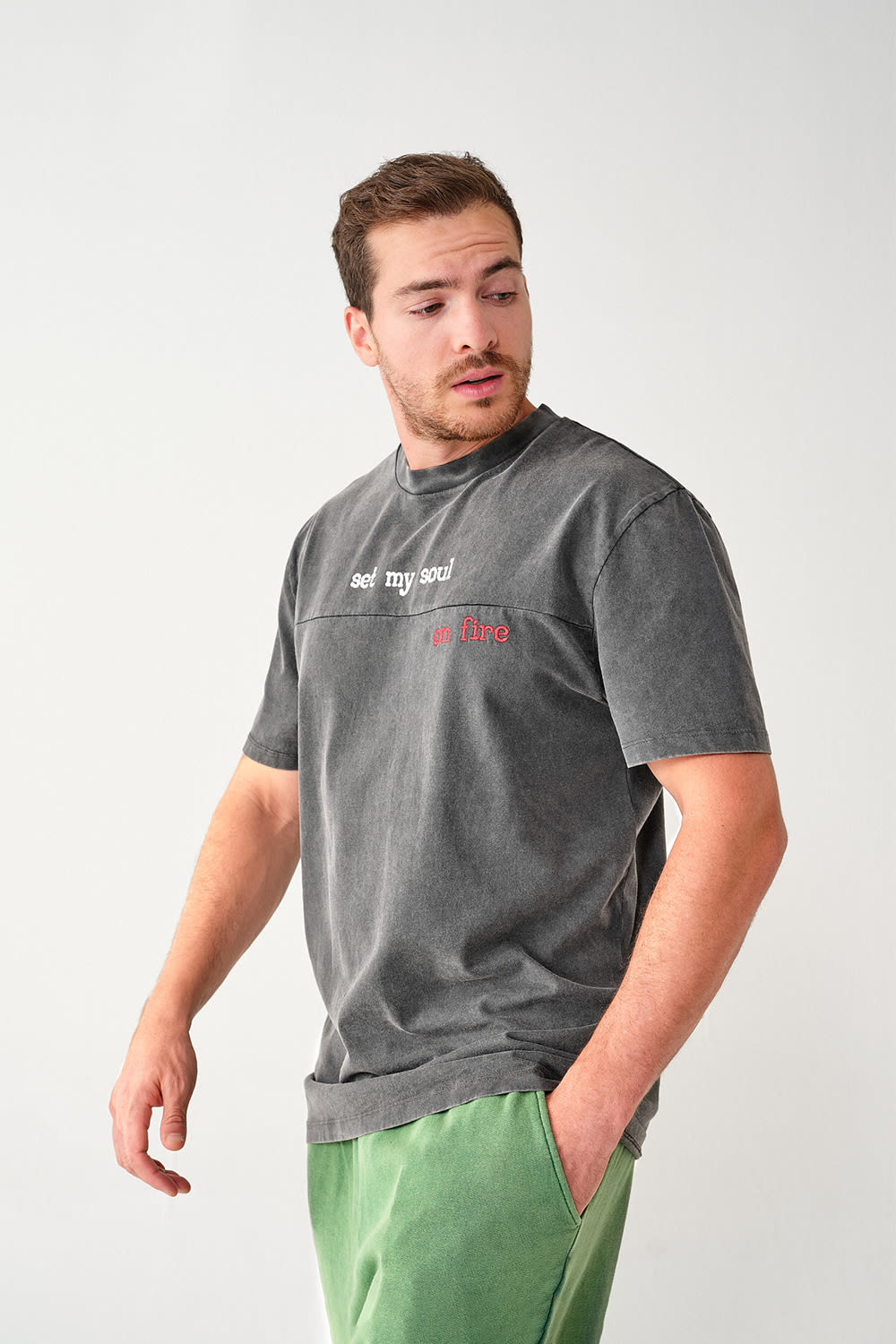 GNP İstanbul-Acid Washed Regular Fit Dark Grey Tshirt-T-Shirts-2-milagron.live