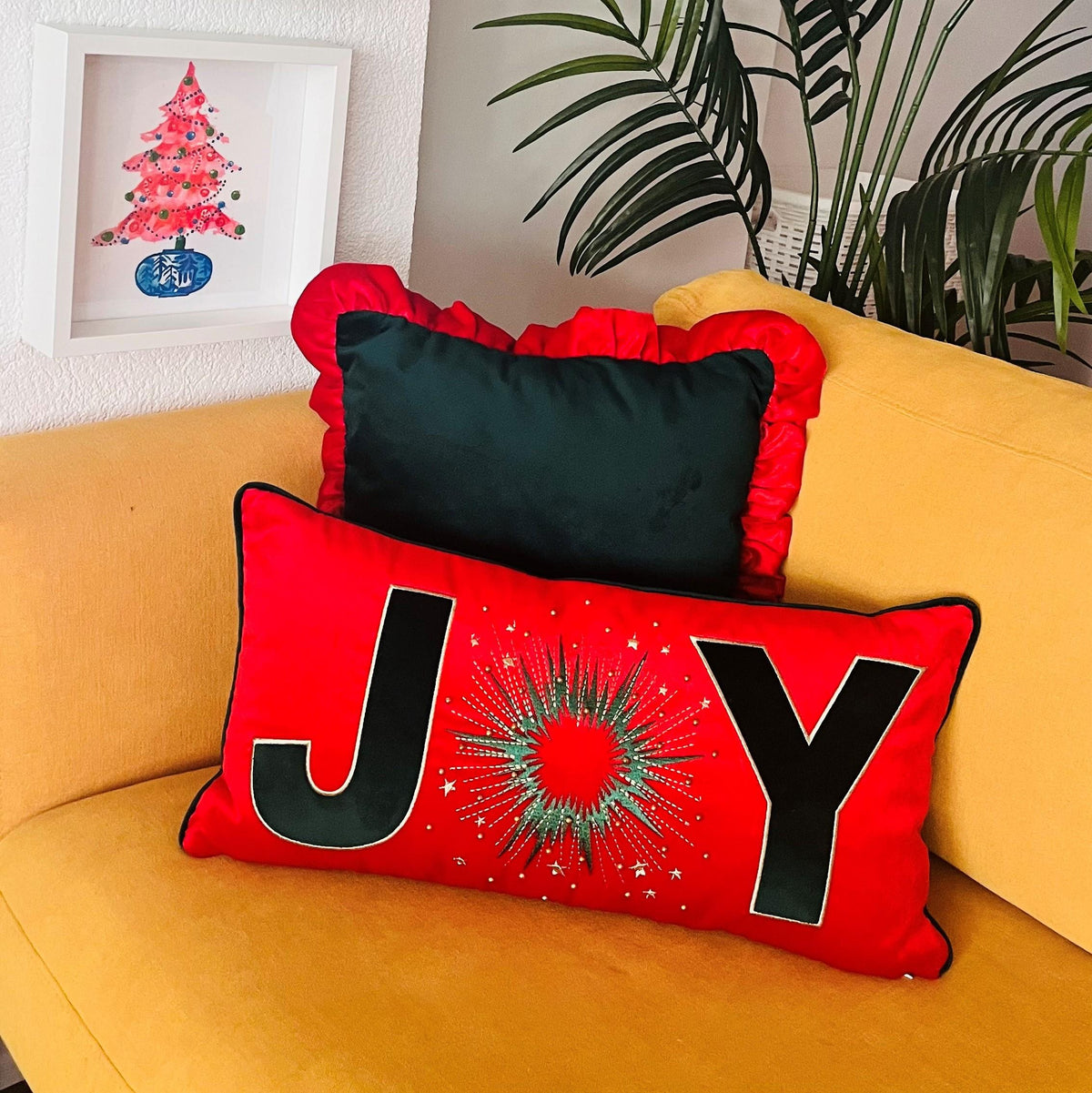 Joy Desenli Kırmızı Kadife Kırlent Kılıfı 30 x 60