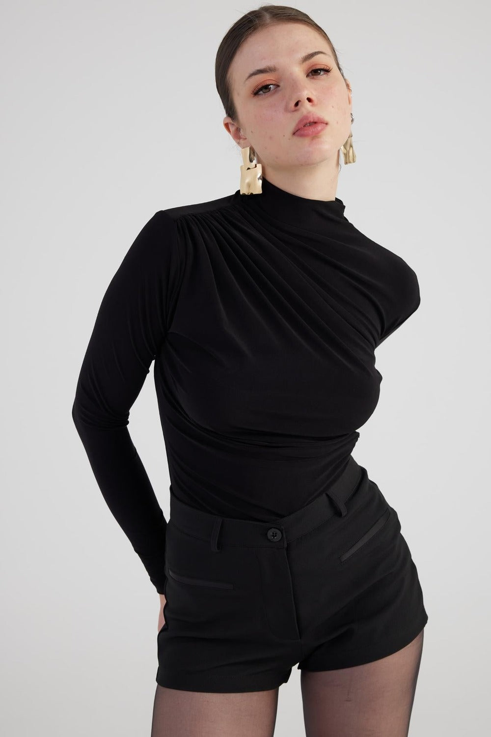 Drape Detaylı Balıkçı Yaka Fables Bluz Siyah