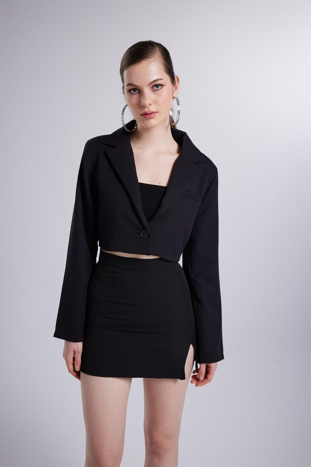 Holly Lolly-Vatkalı Atlas Kumaş Crop Model Panky Ceket Siyah-Ceket-1-milagron.live