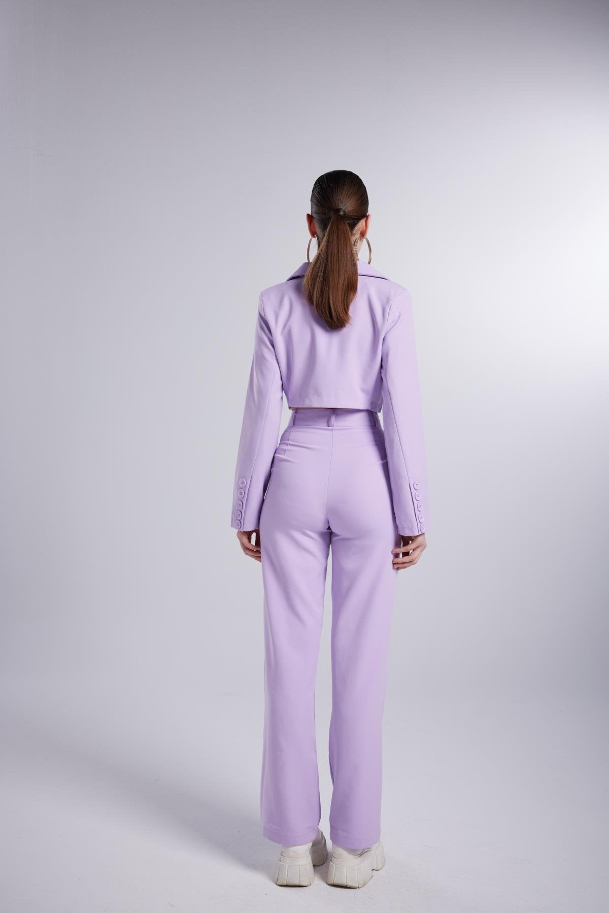 Vatkalı Atlas Kumaş Crop Model Panky Ceket Lila