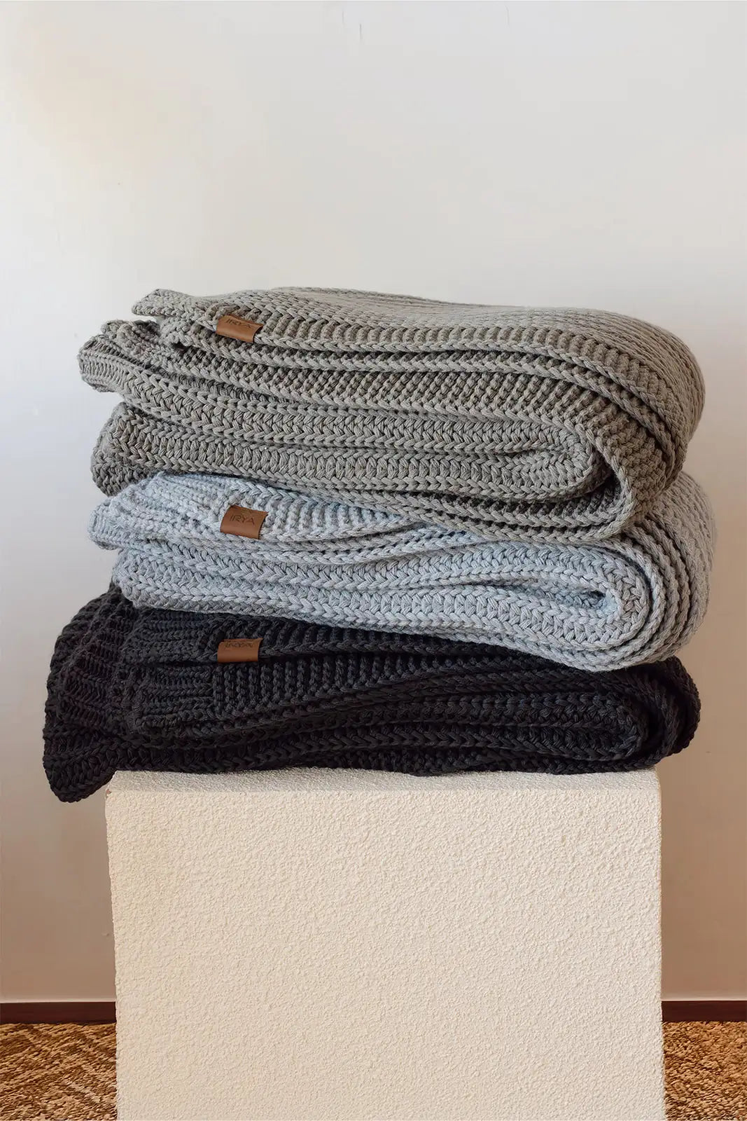 İRYA-Mist Örme Battaniye 130X170 Açık Gri-Battaniye-4-milagron.live