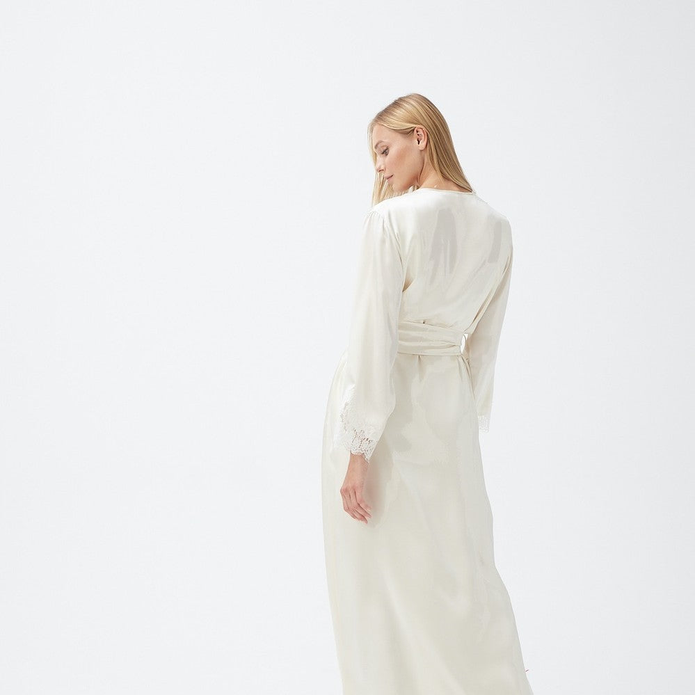 İpek Kıramer-Bellina Silk Robe Ecru-Sabahlık-3-milagron.live