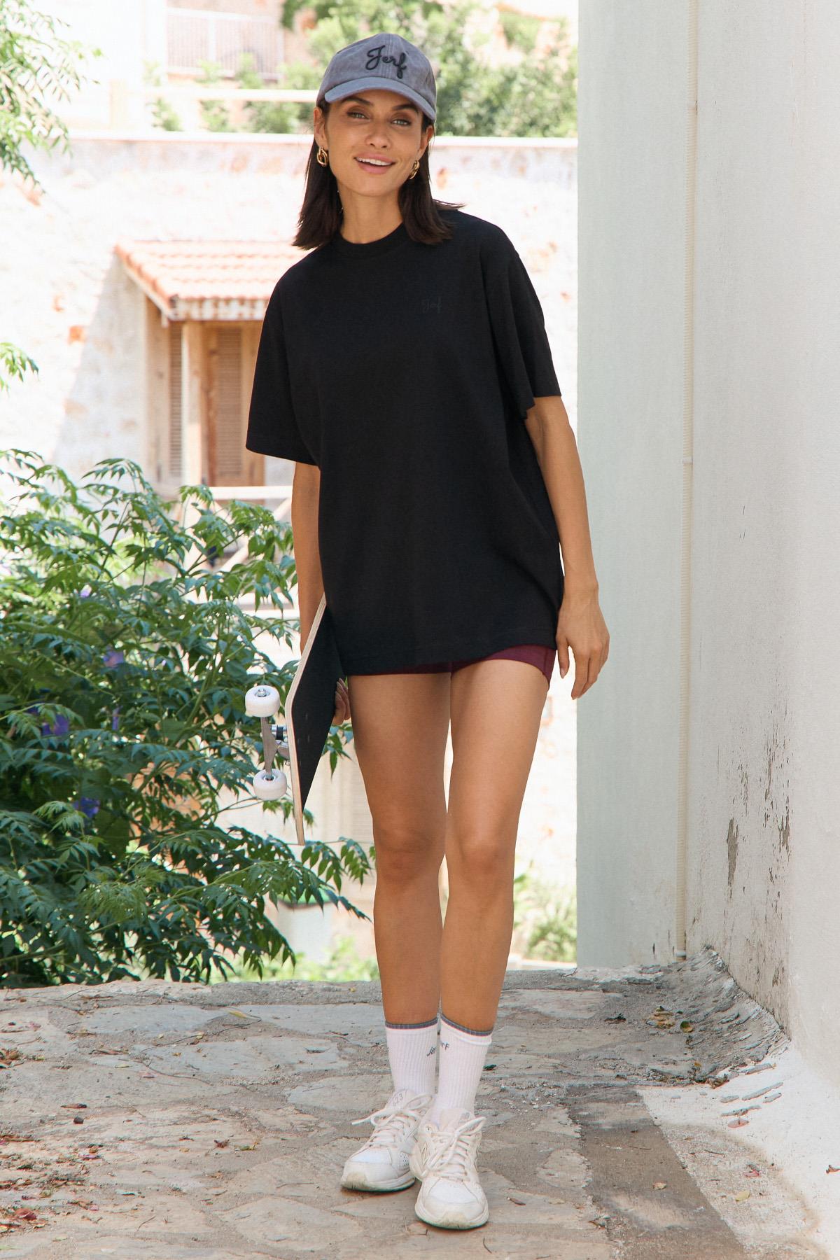 Jerf-Aura Oversize T-Shirt-T-Shirts-5-milagron.live