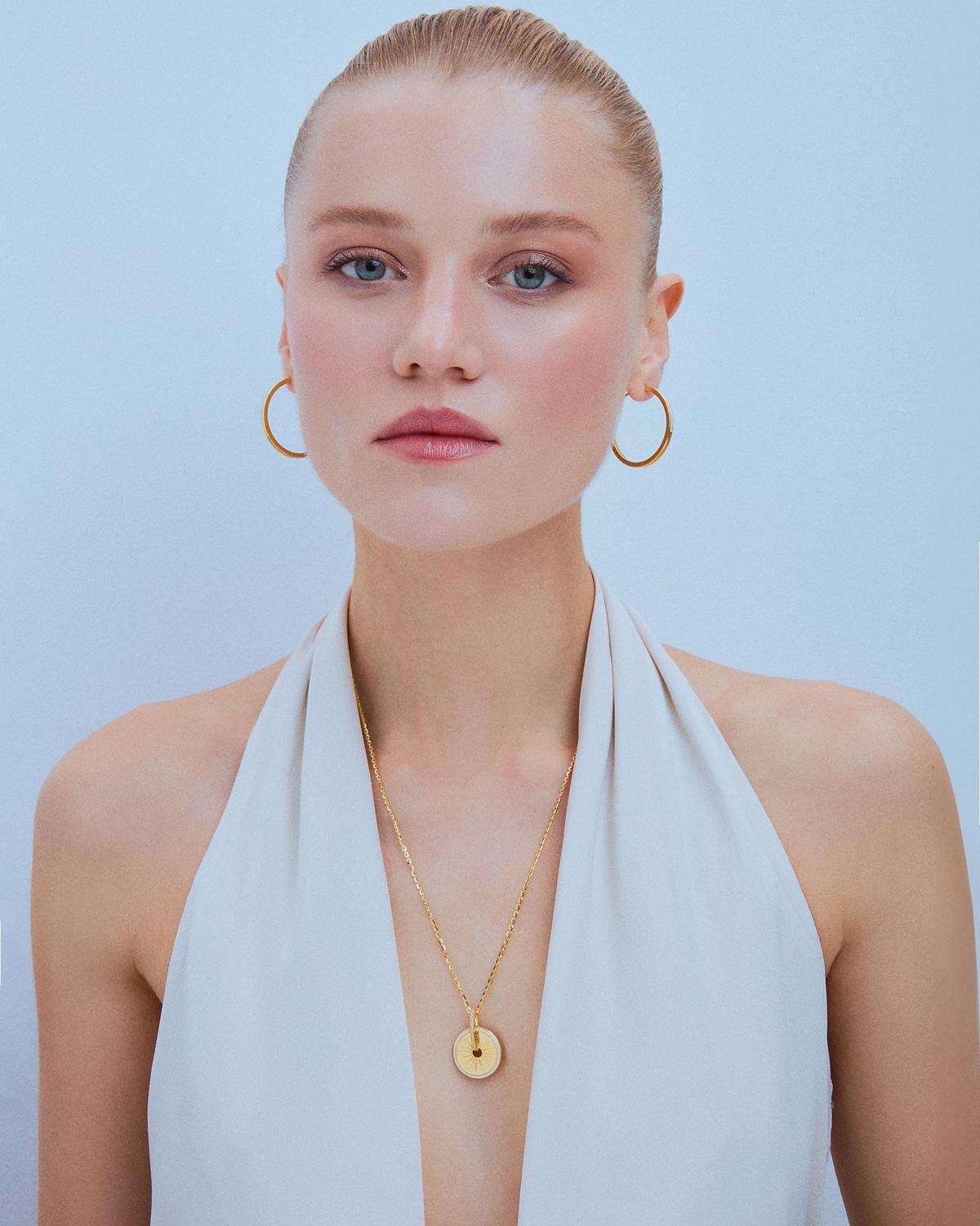 Elegance Loop Kolye
