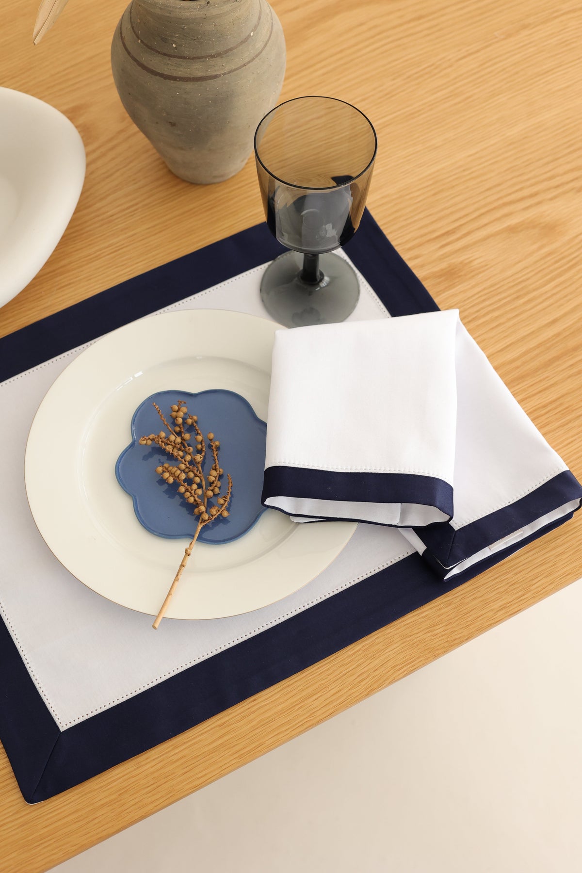 Km Home Collection-2'li Set Navy White Peçete-Sunum Aksesuarları-5-milagron.live