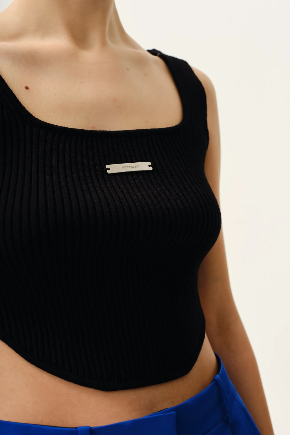 Kntlgy-SORUNLU - Crooked Triko Crop Top-Top-4-milagron.live