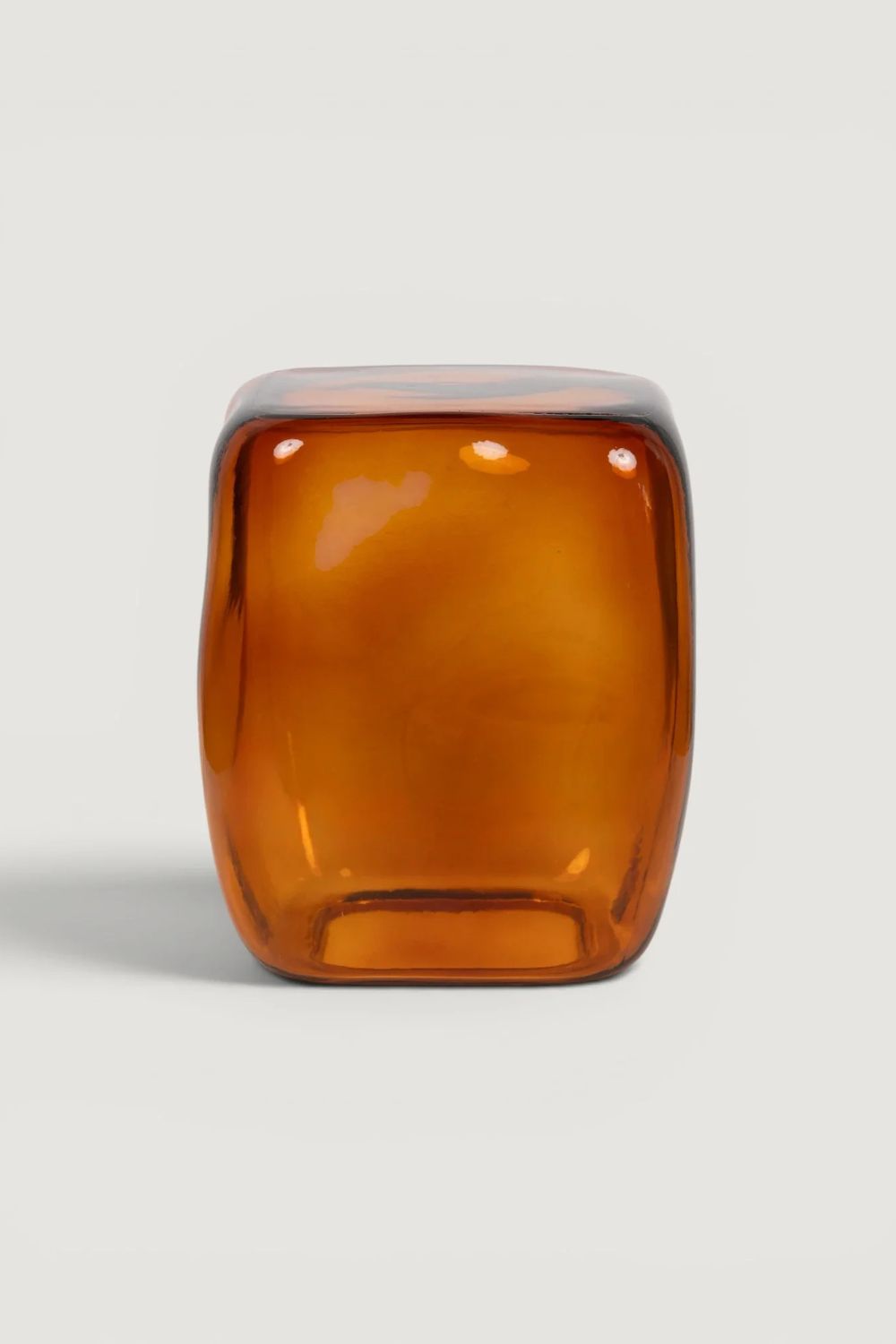Nuvia Amber Cam Yan Sehpa-S - 1