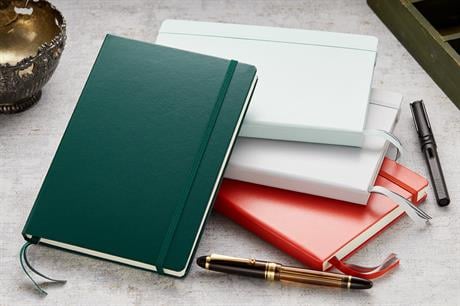 Leuchtturm 1917-Medium(a5) Sert Kapak, 251 Numaralandırılmış Noktalı Sayfa Defter Forest Green 367255-Defter-3-milagron.live