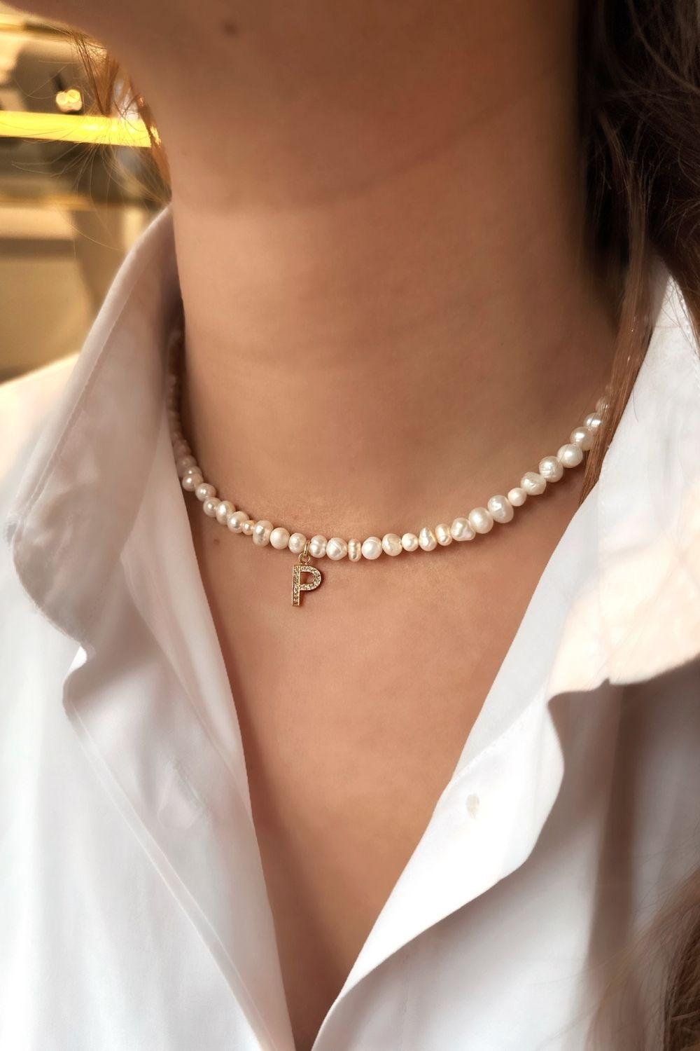 Linya Jewellery-Mono P Harfli İnci Kolye-Kolye-2-milagron.live