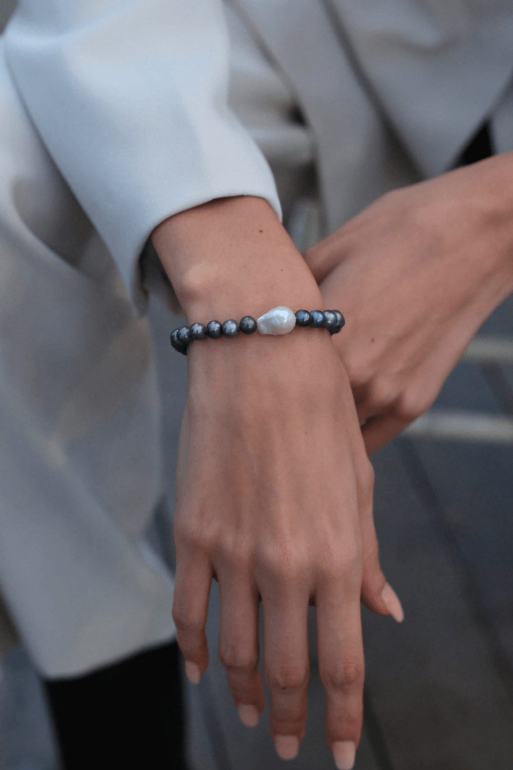 Linya Jewellery-Vola Siyah İnci Bileklik-Bileklik-2-milagron.live