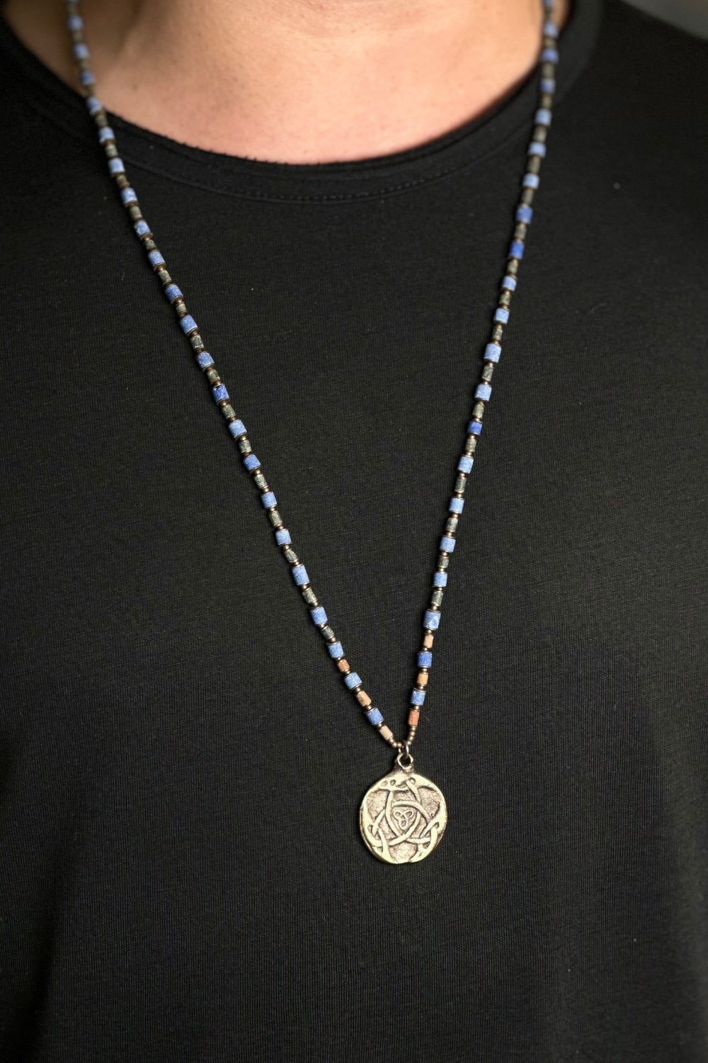 Mey Atelier-Celtic Knot – Lapis Jade Kelt Düğümü Unisex Kolye-Kolye-3-milagron.live