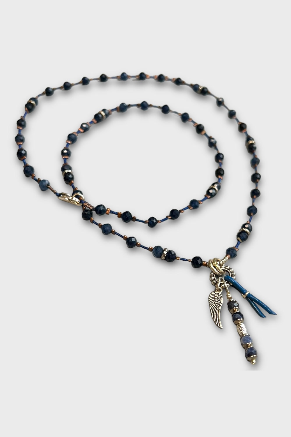 Mey Atelier-Lucius Blue – Faset Kesim Lapis Gümüş Unisex Kolye-Kolye-3-milagron.live