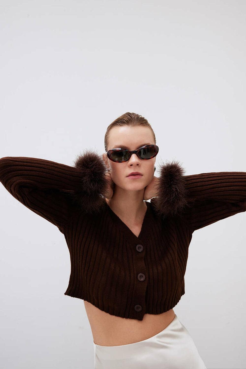 Mozto-Faye Brown Feathered Cardigan-Kazak & Triko-4-milagron.live