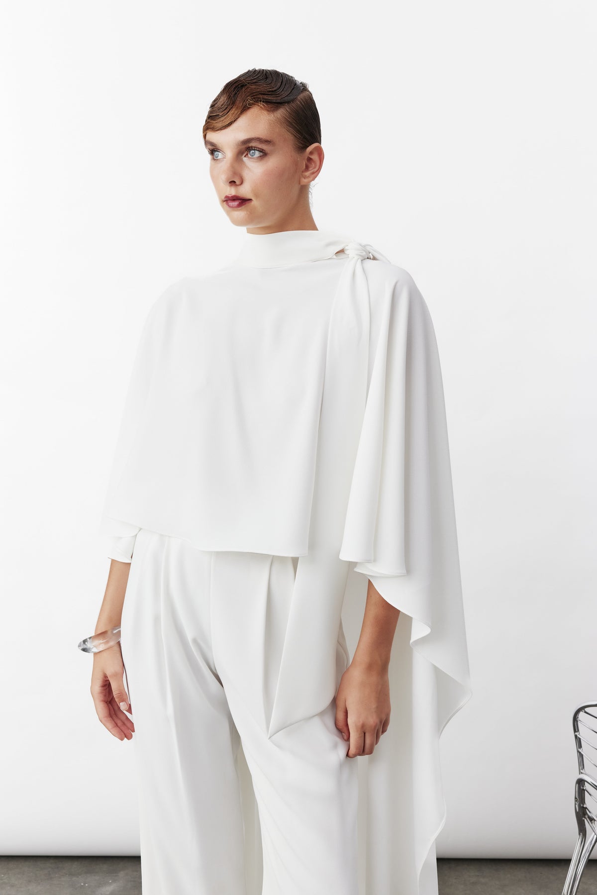Nazlı Ceren-Caro Krep Pelerin-Blouse-1-milagron.live
