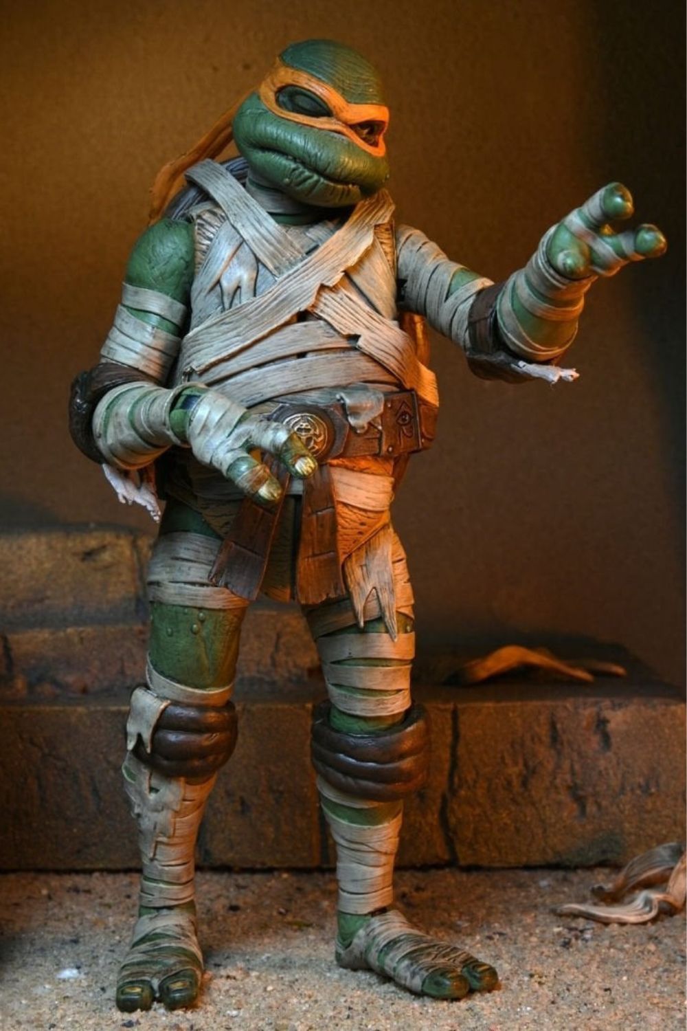 Neca-Universal Monsters x TMNT: Ultimate Michelangelo as The Mummy Aksiyon Figürü-Figürler-6-milagron.live