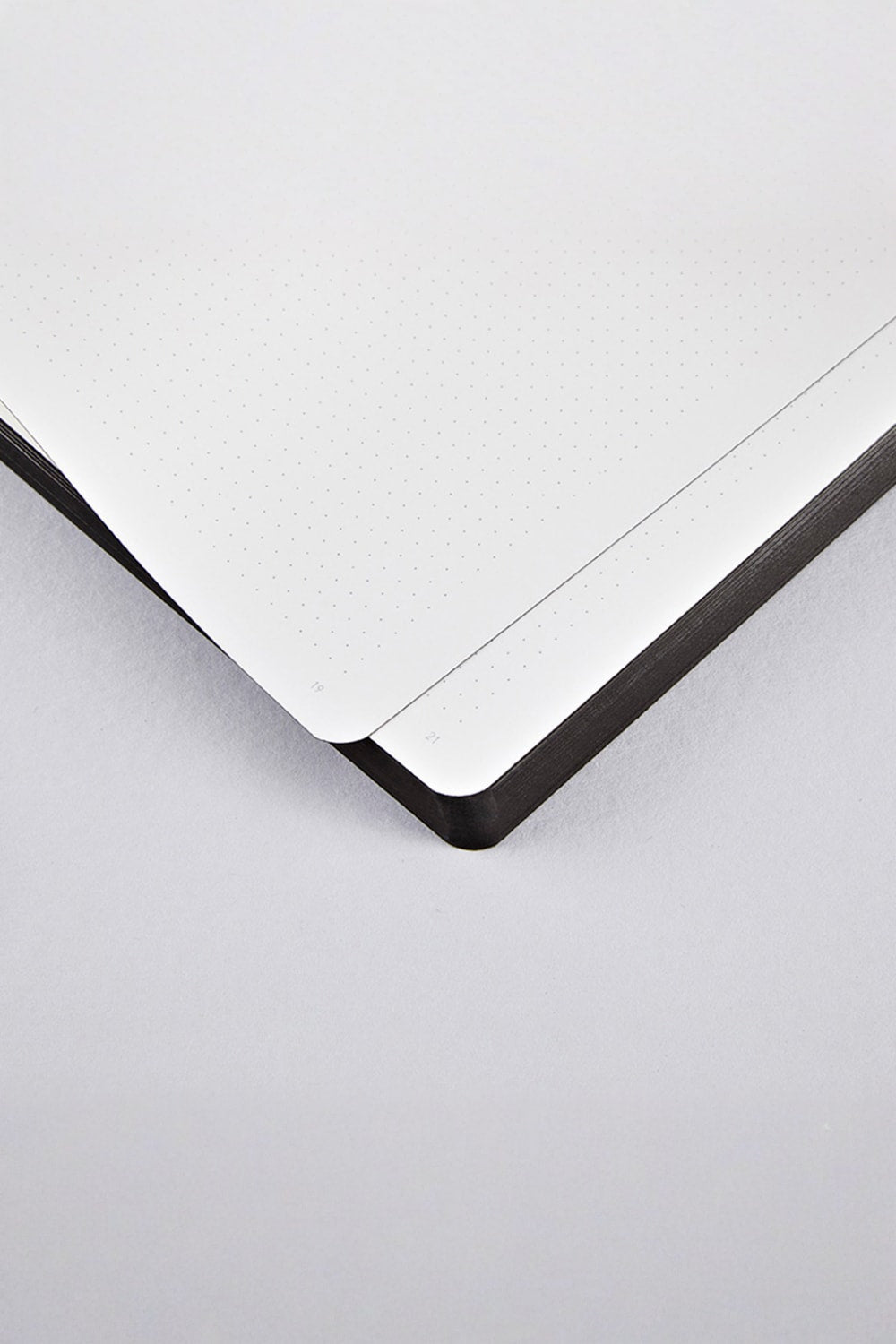 Nuuna-Nuuna Graphic L Light Defter - Nightflight Over Paris-Defter-4-milagron.live