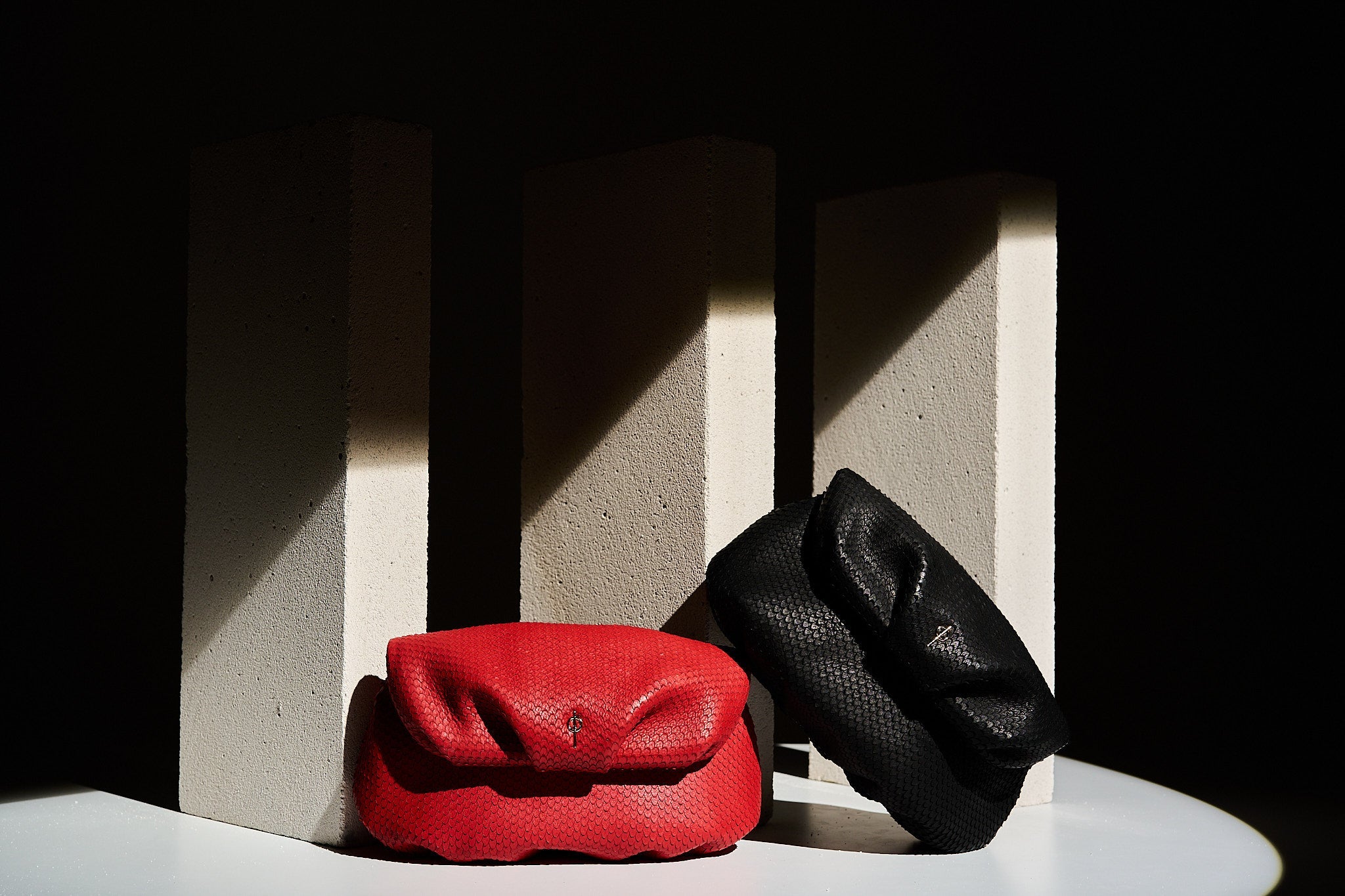 Otrera-Leda Snake Black-Clutch-3-milagron.live