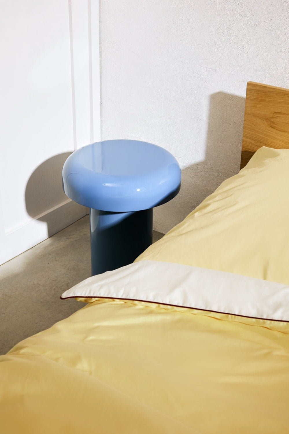 Paledin Design-Fungi - Mavi-Sehpa-2-milagron.live