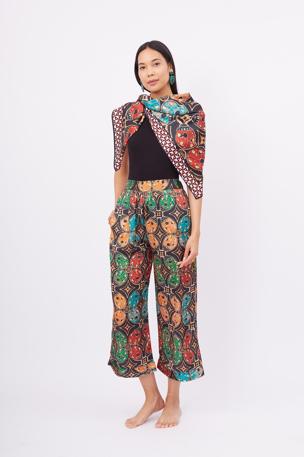 Peraluna-Ladybug Trouser Uğur Böceği Baskılı Kadın Triko Pantolon Çok Renkli-Pantolon-7-milagron.live