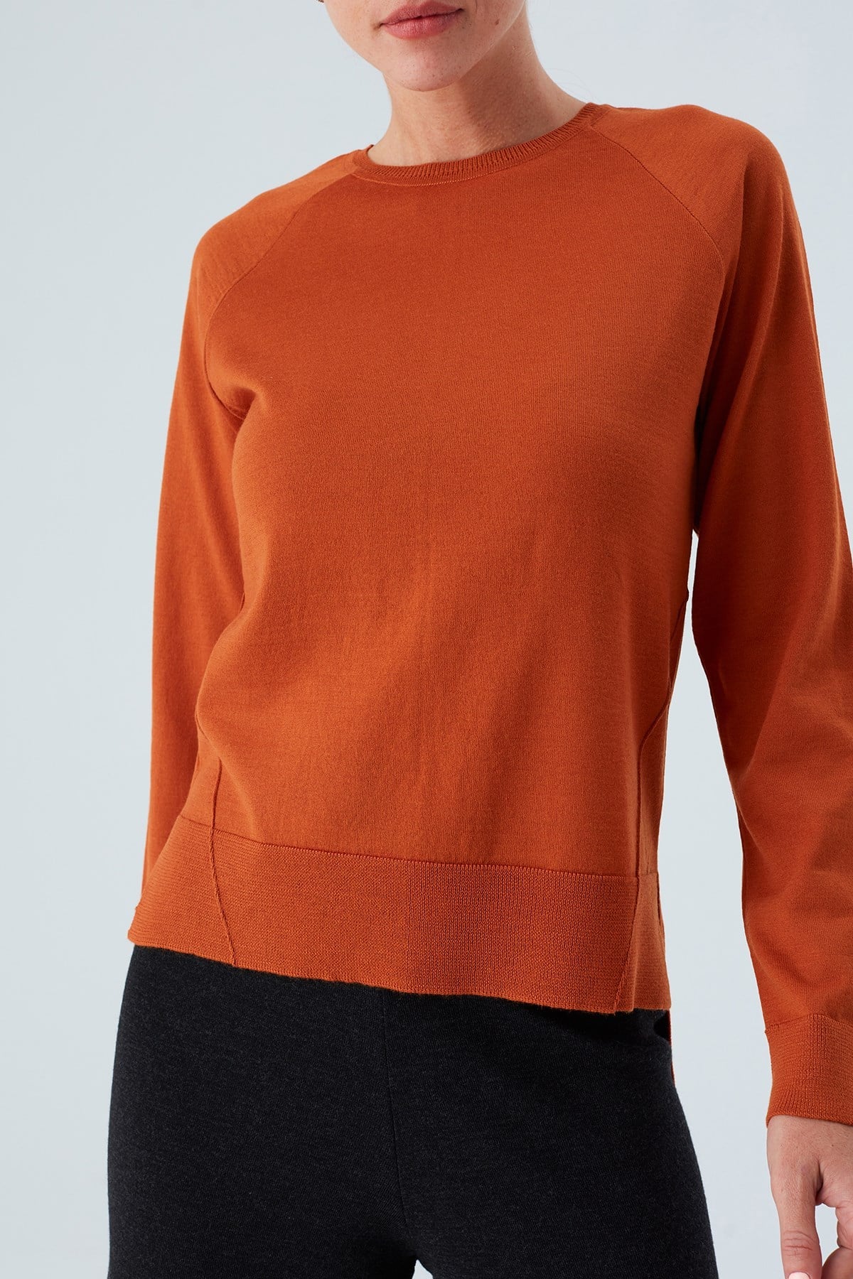 Peraluna Vanessa Pullover Merino Yünlü Yanları Yırtmaçlı Ince Kadın Triko Kazak - Turuncu