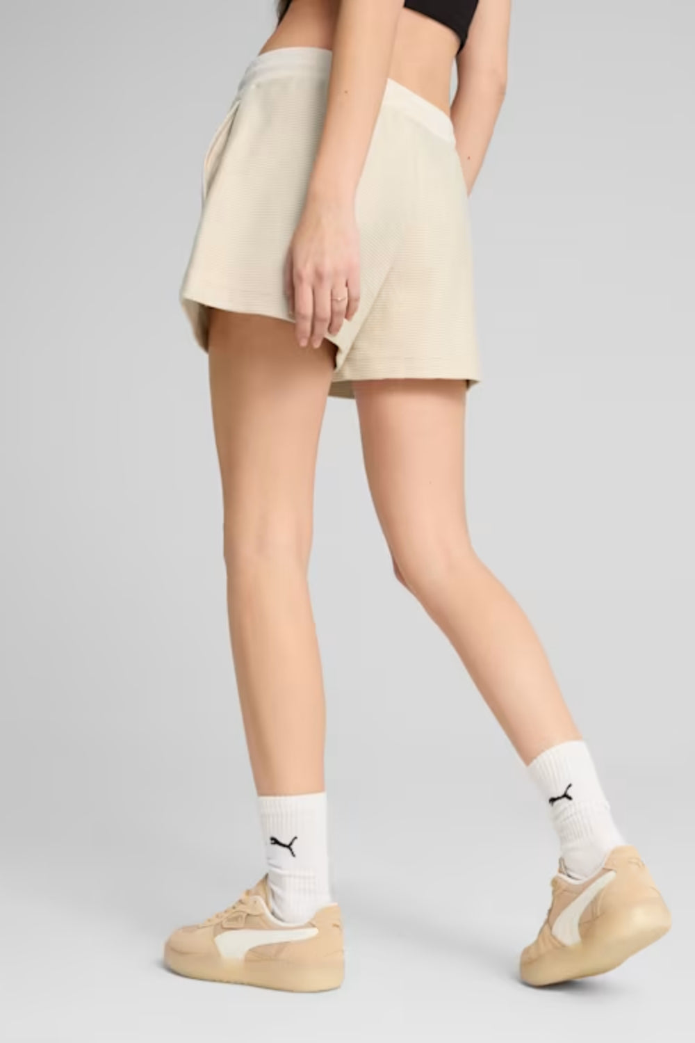 Puma-PREMIUM ESS A-Line Shorts 4 Jacquard Alpine Snow-Şort-4-milagron.live