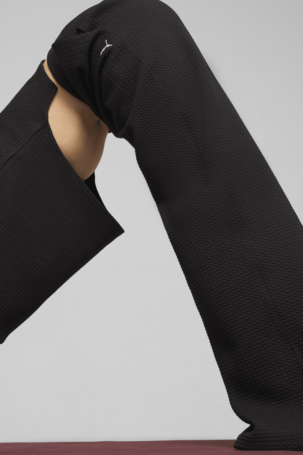 Puma-Q4 Studio Textured Hw Pant Puma Black-Eşofman-6-milagron.live