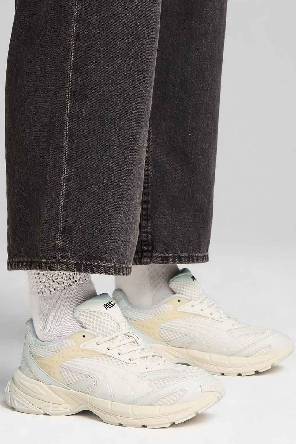 Puma-Velophasis Frosted Ivory Warm White-Sneakers-7-milagron.live