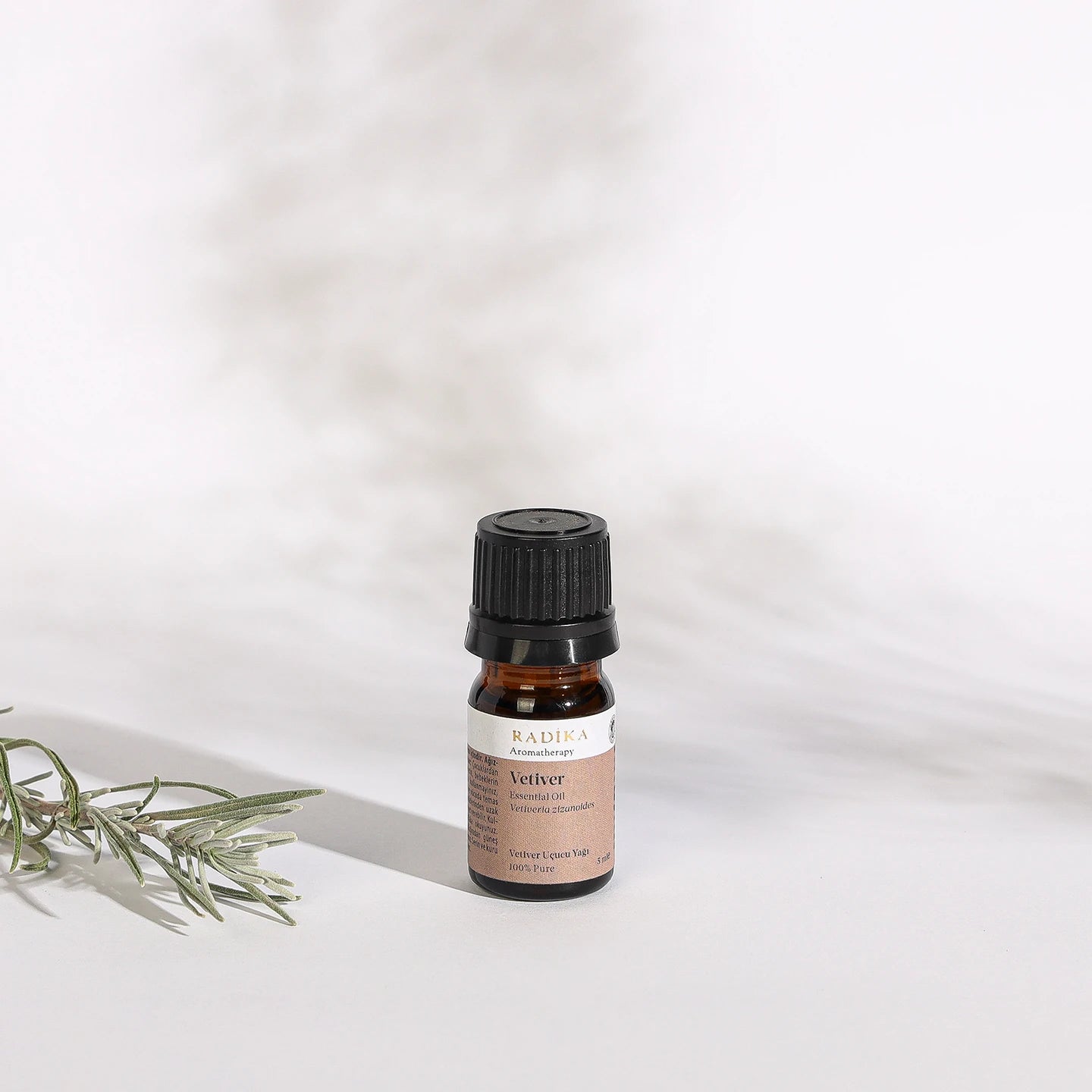 Vetiver Uçucu Yağı
