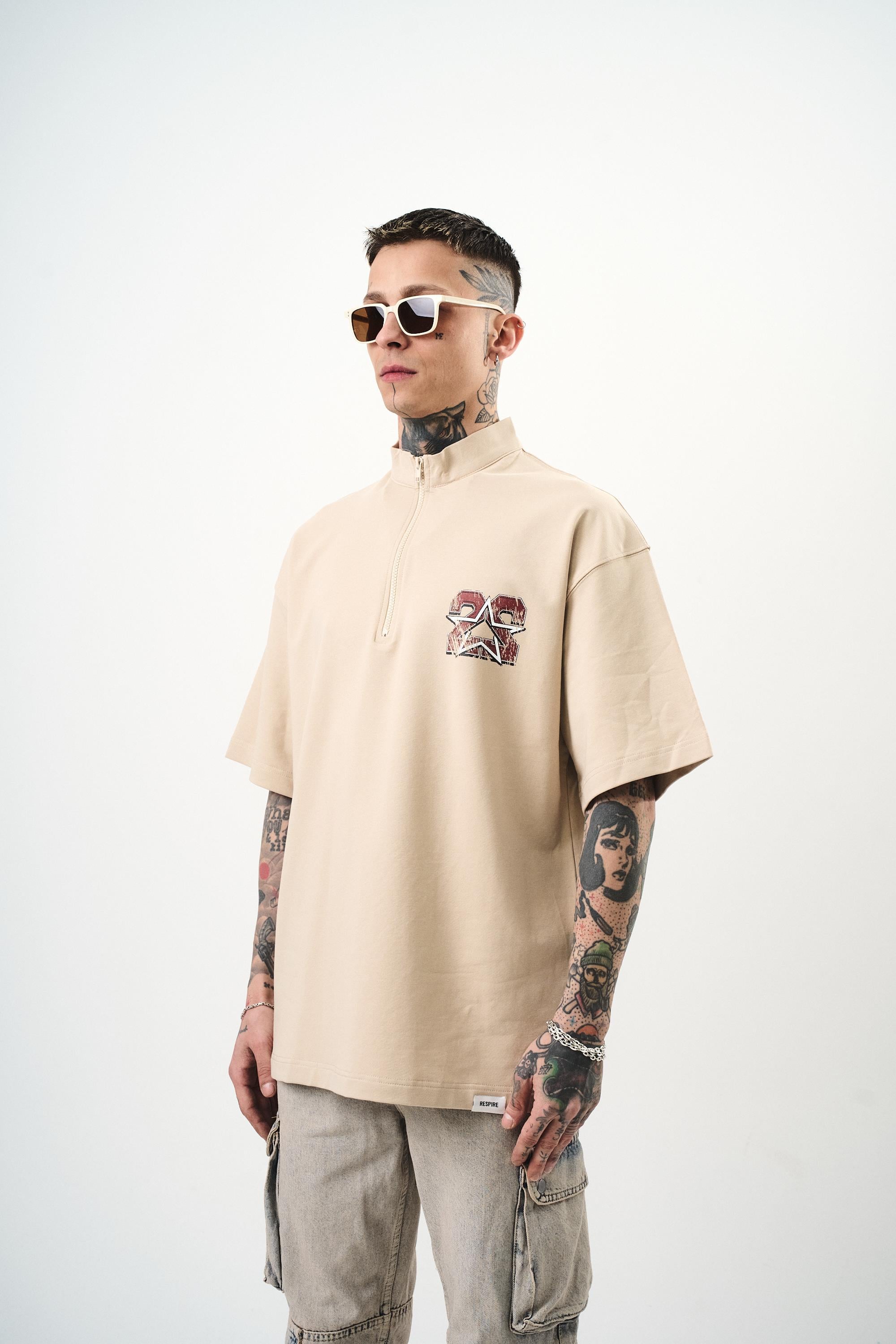 Erkek 22 Baskılı Yarım Fermuarlı Oversize T-Shirt Bej