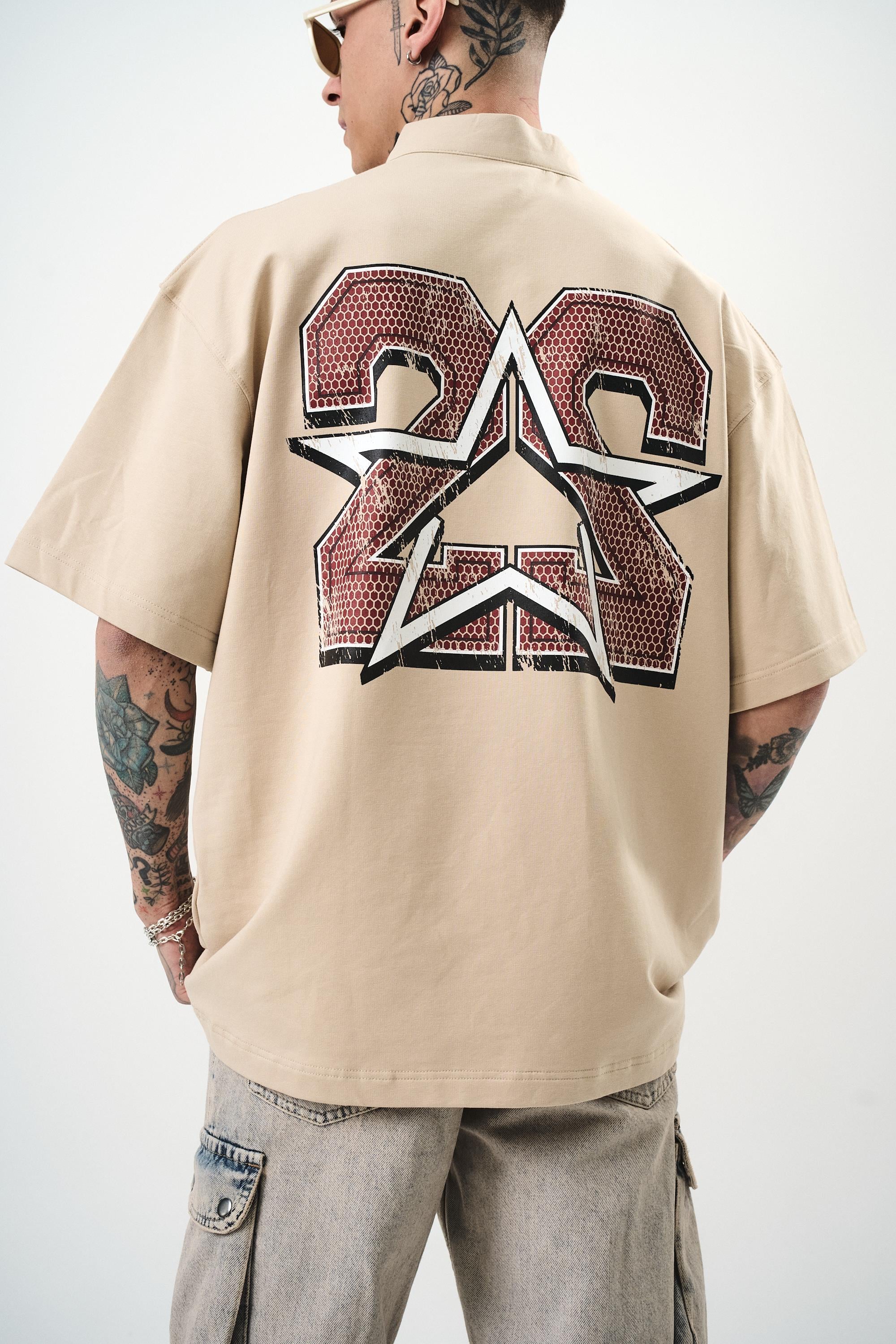 Erkek 22 Baskılı Yarım Fermuarlı Oversize T-Shirt Bej