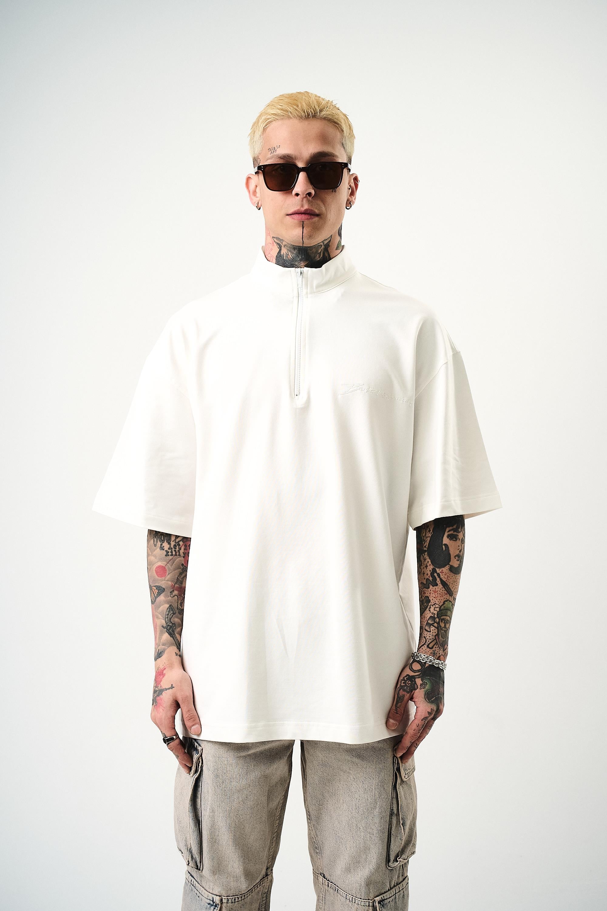Erkek Be Kind Nakışlı Yarım Fermuarlı Oversize T-Shirt Ekru