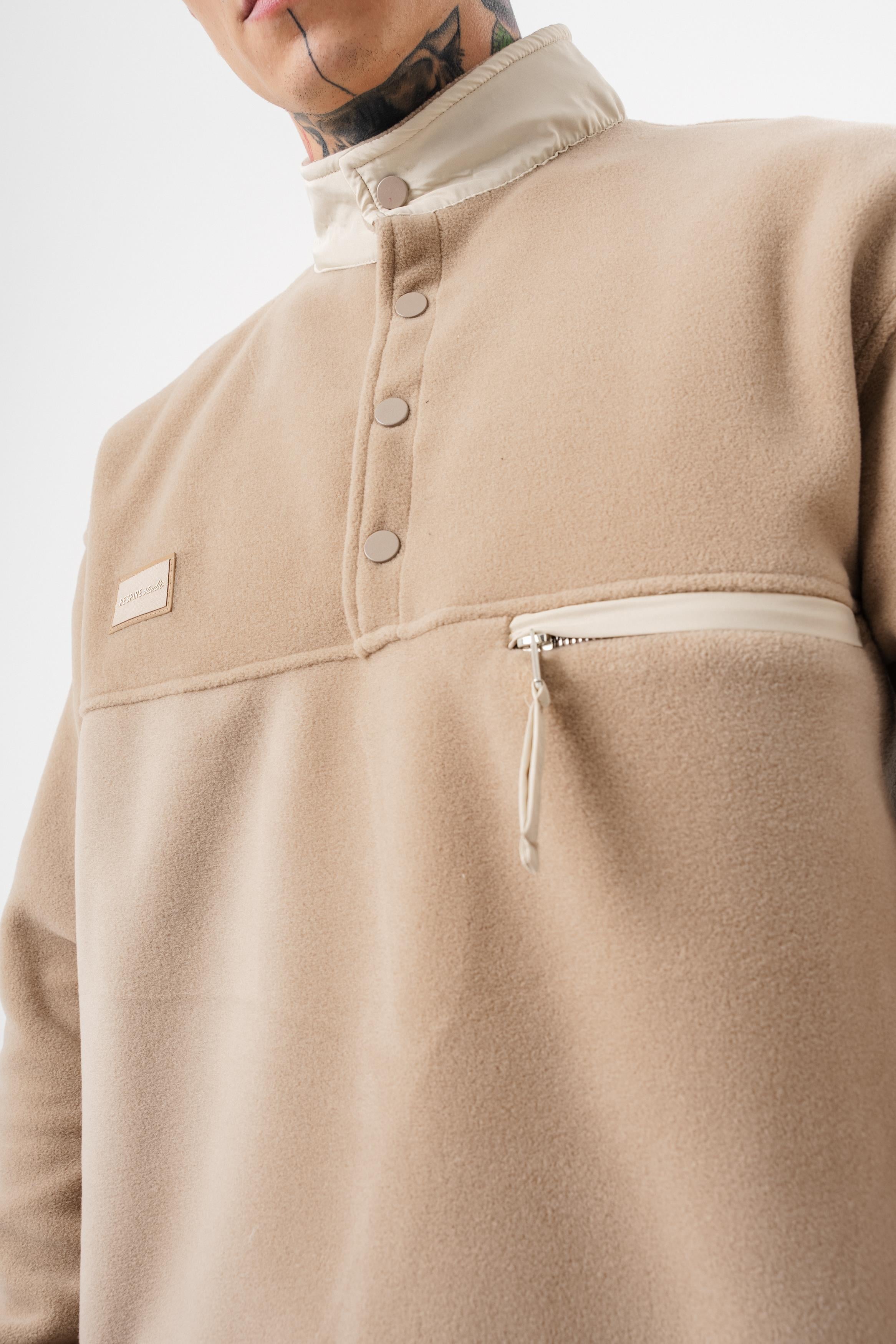 Erkek Düğme Detaylı Oversize Polar Sweatshirt Bej