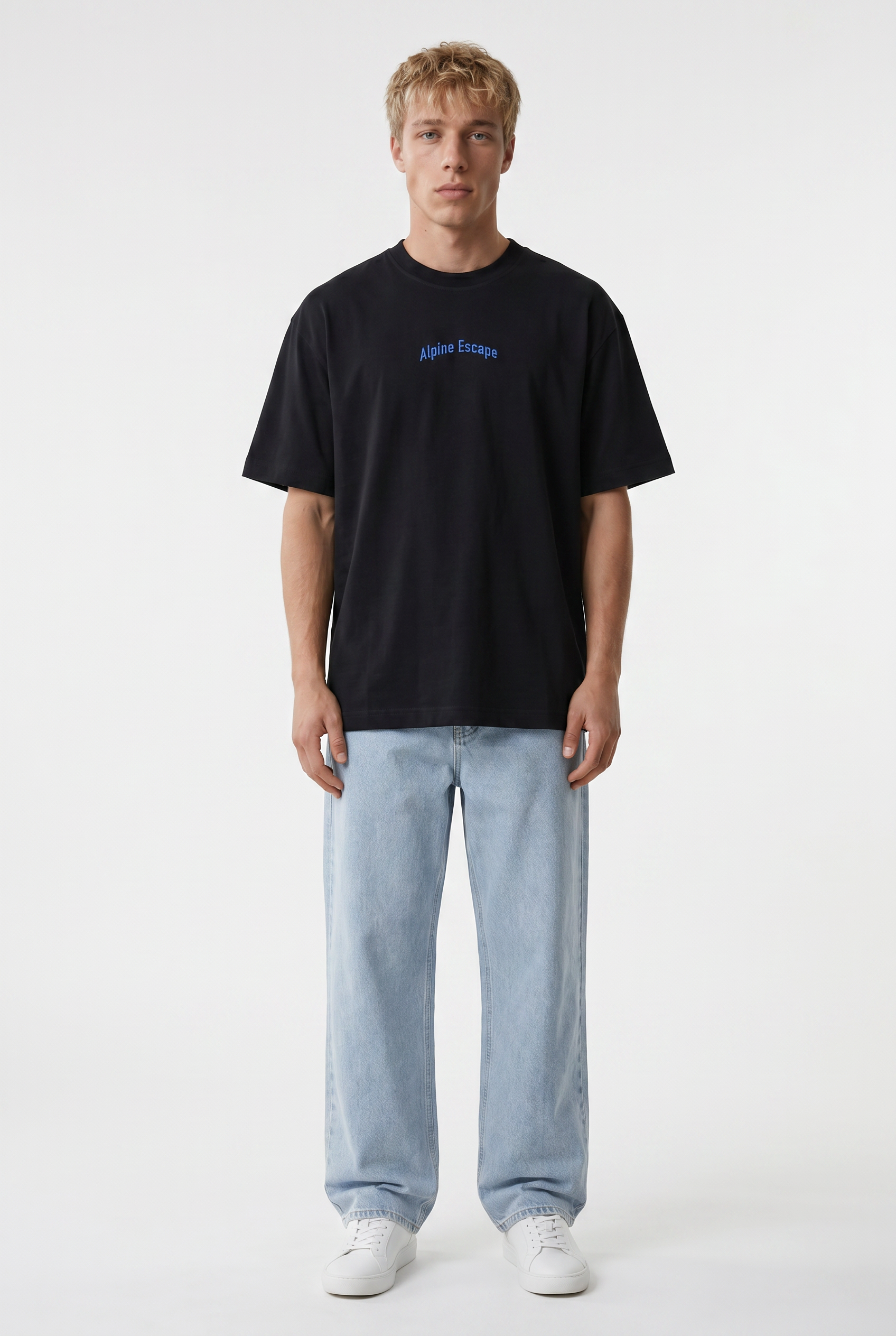 Erkek Alpine Nakışlı Oversize T-Shirt Siyah