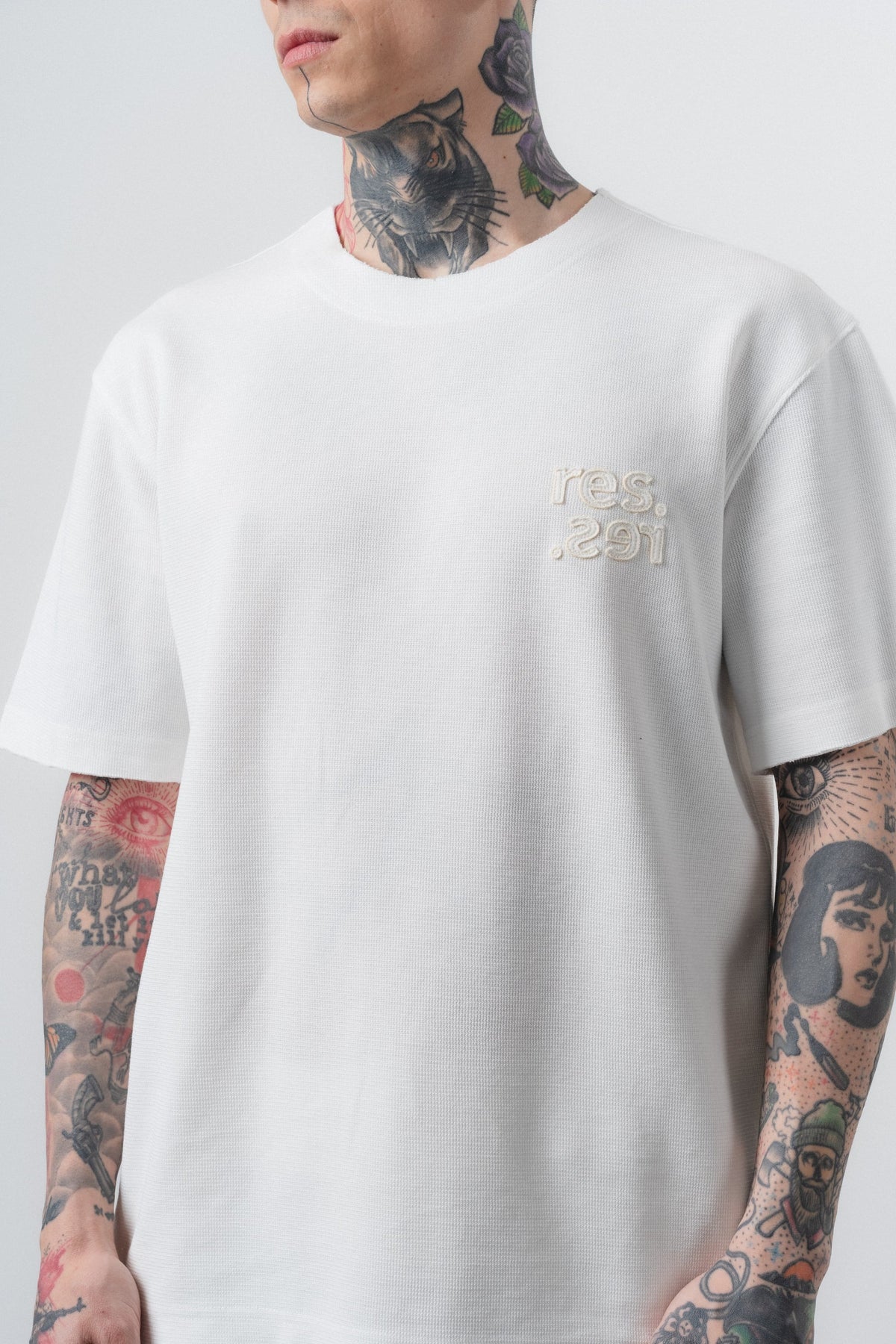Erkek Pis Dikişli Regular Fit T-Shirt Şort Takım Ekru