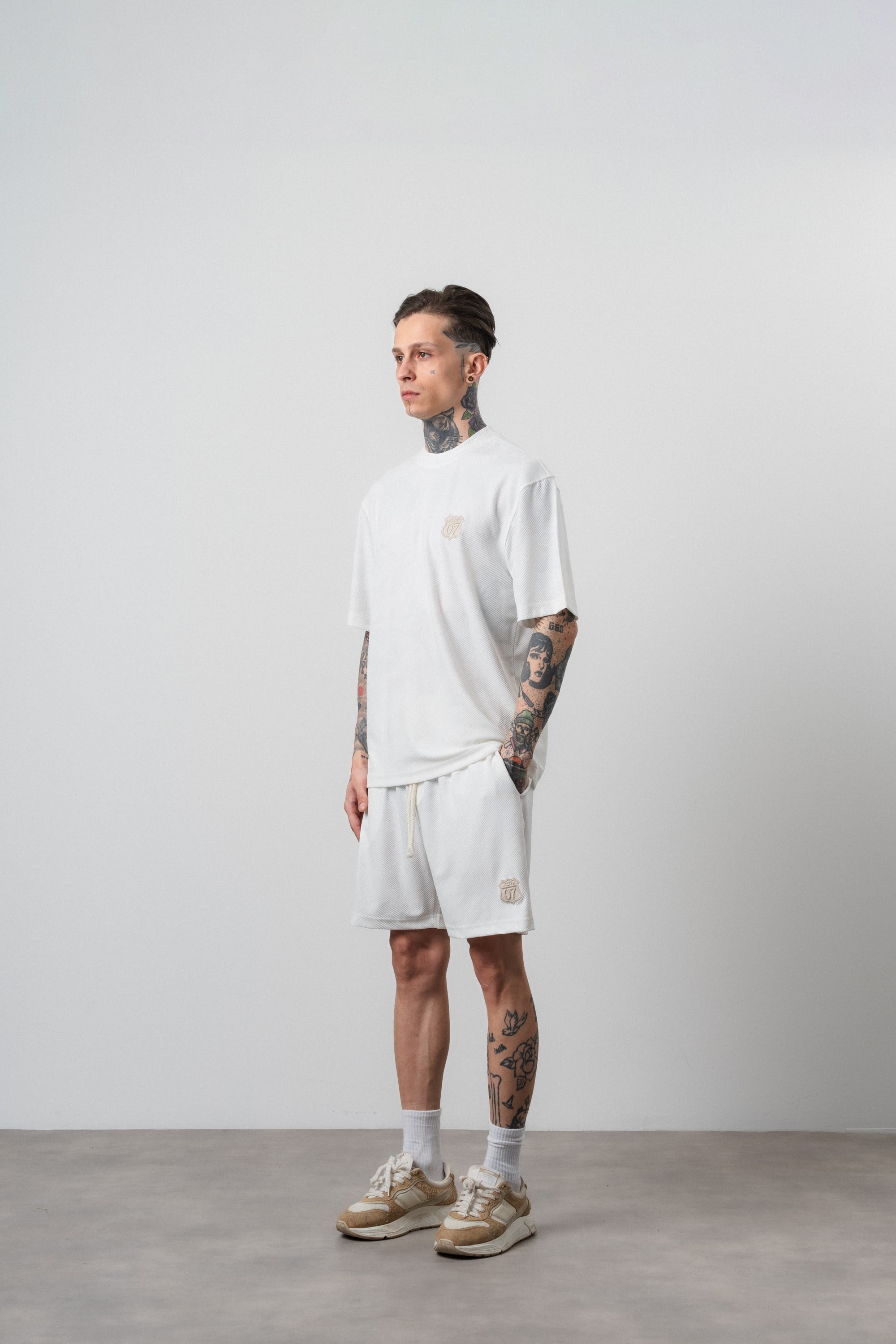 Erkek Route 07 Arma Detaylı Regular Fit T-Shirt Şort Takım Ekru