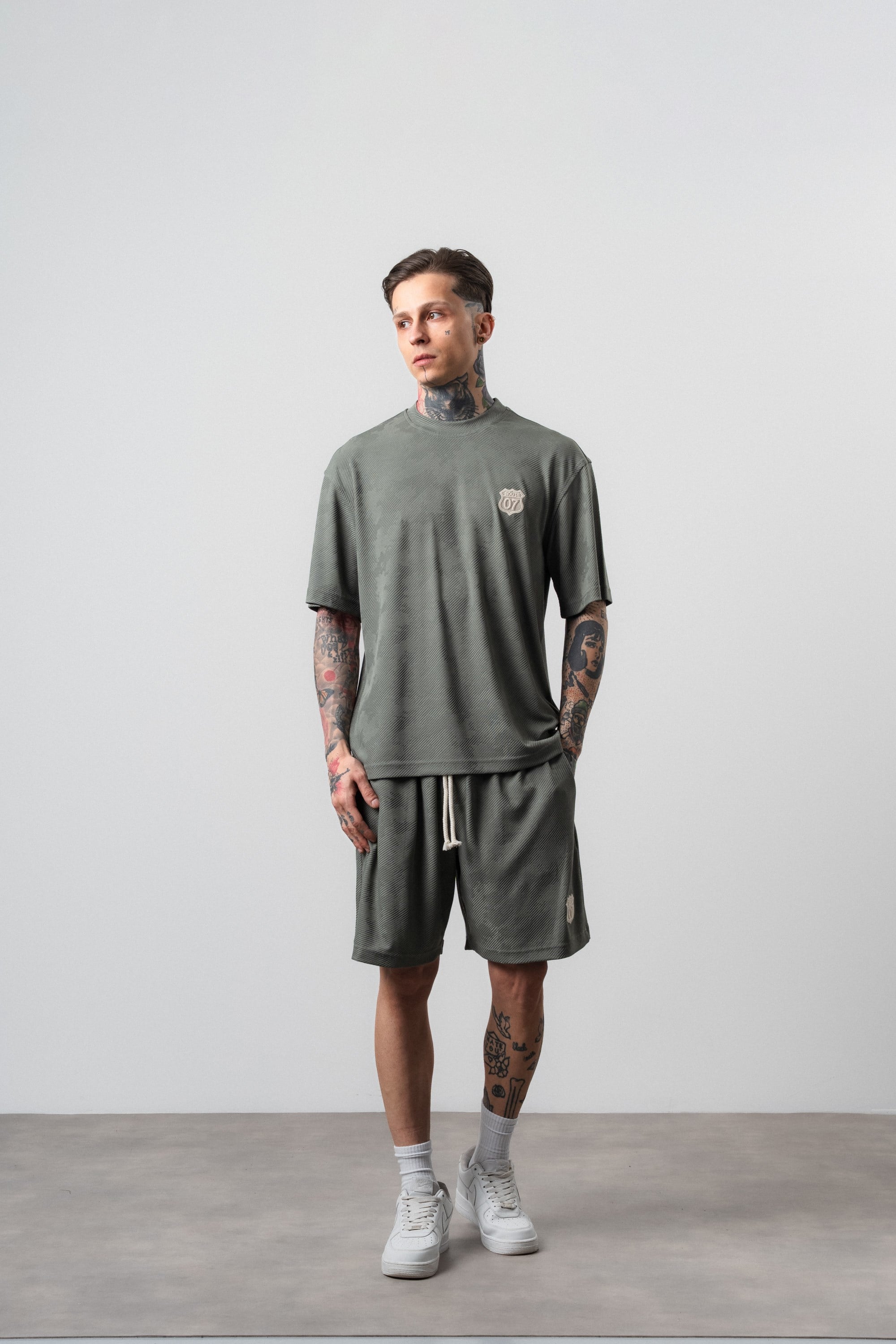 Erkek Route 07 Arma Detaylı Regular Fit T-Shirt Şort Takım Haki