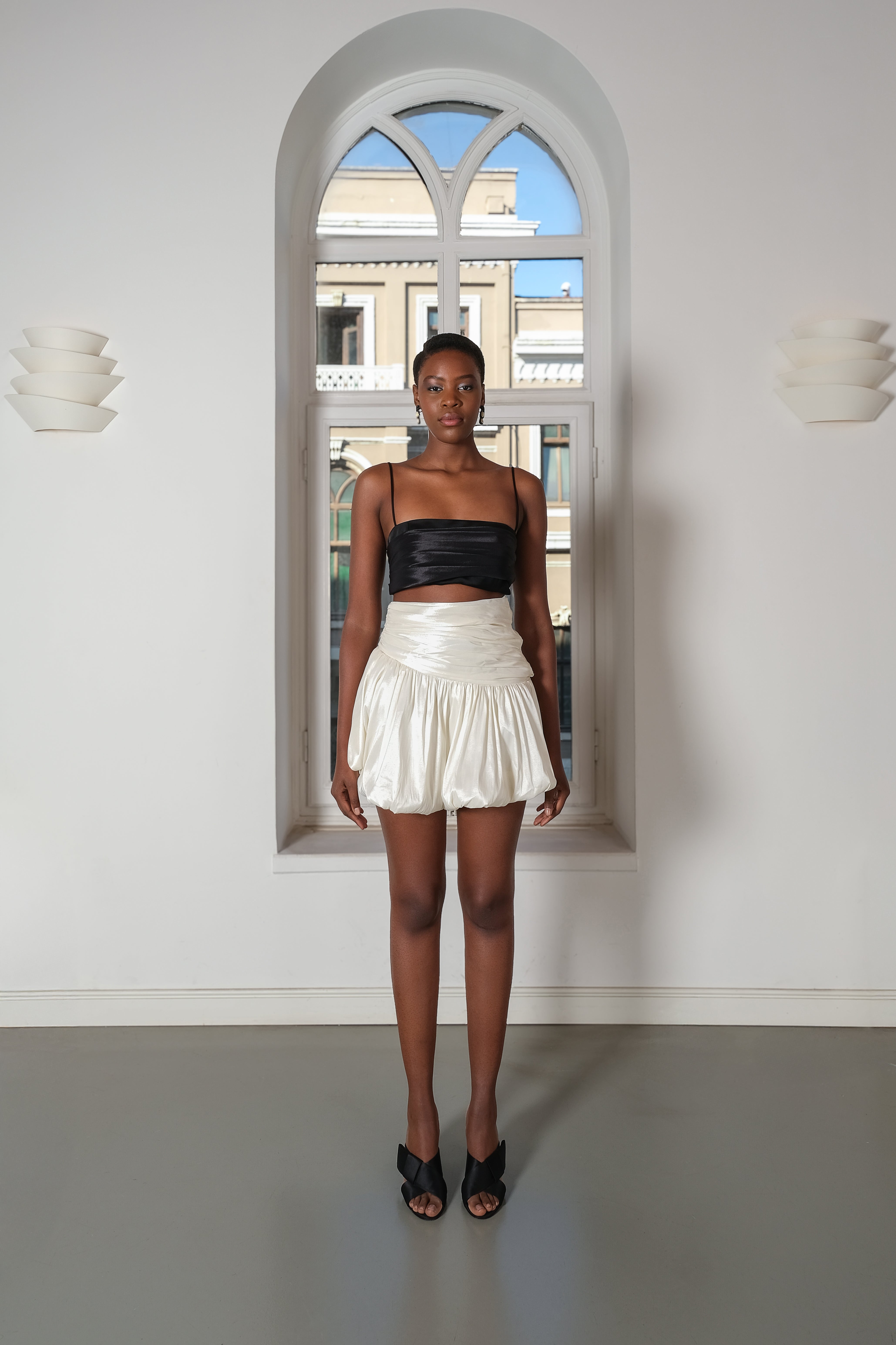 Roccie-Yasmin Draped Balloon Mini Skirt-Etek-2-milagron.live